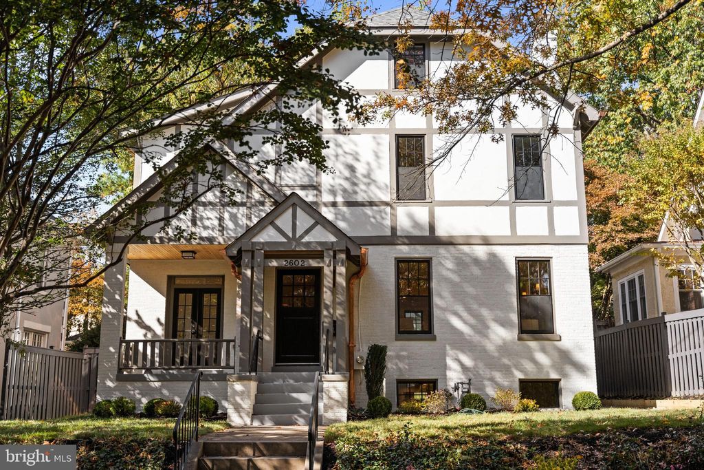 Photo of 2602 36th Place NW, WASHINGTON, DC 20007 (MLS # DCDC2228220)