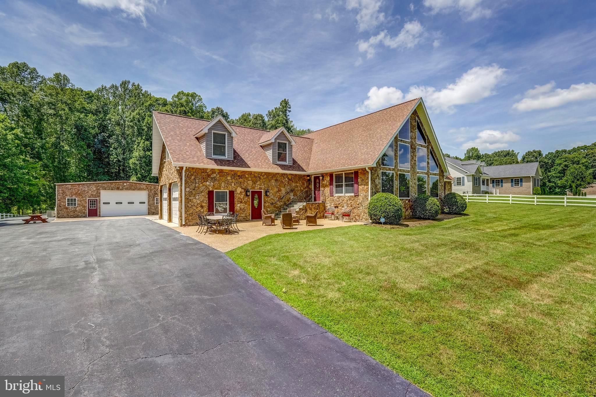 1183 DANIEL ROAD