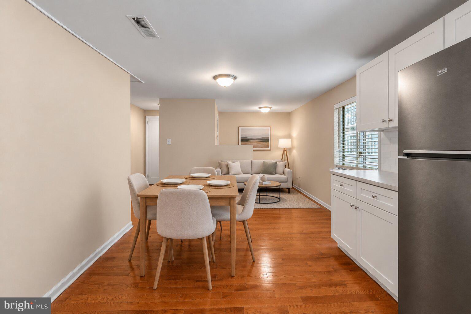 2319 WALNUT STREET 3
