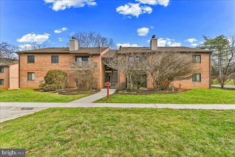 76 LE FORGE COURT 76 CHESTERBROOK PA 19087