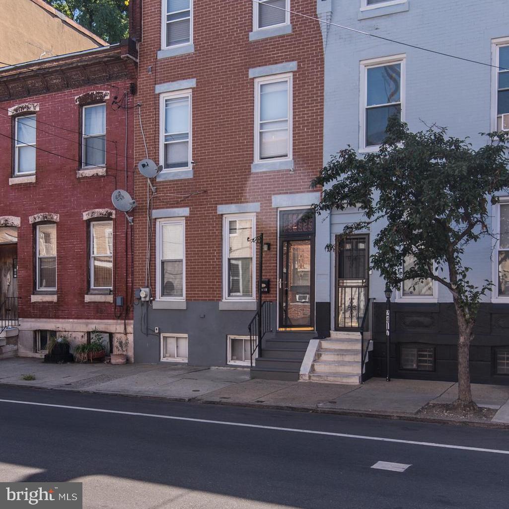 KENSINGTON - Residential