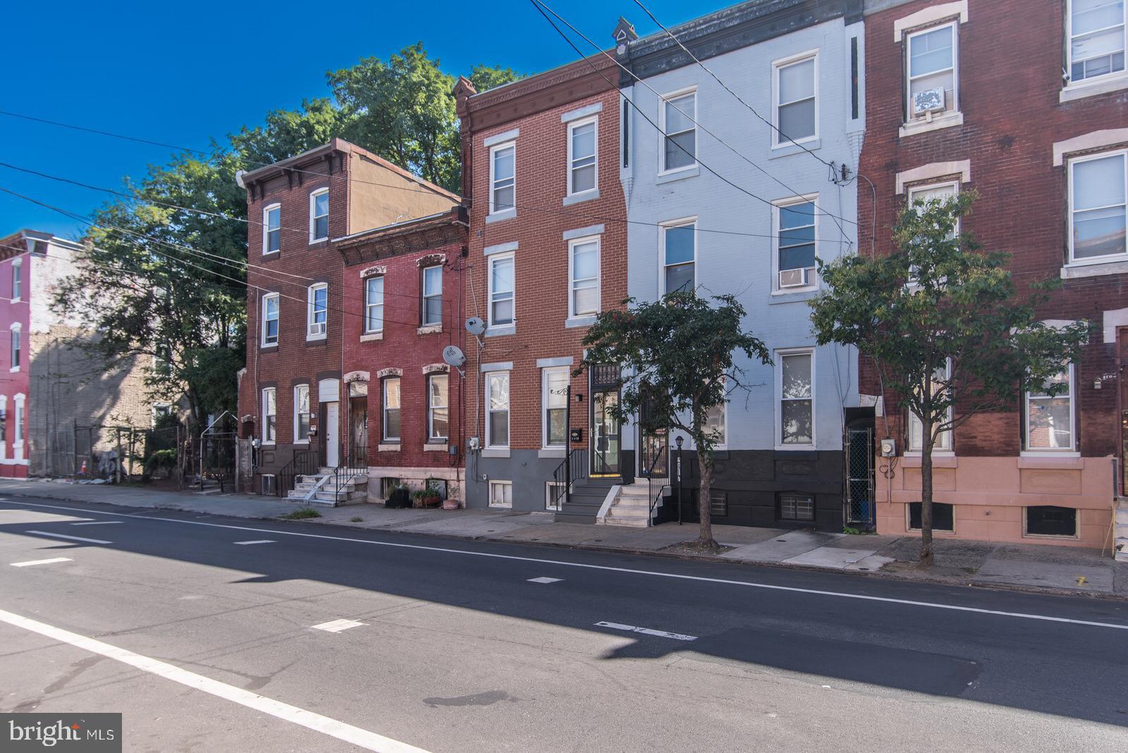 KENSINGTON - Residential