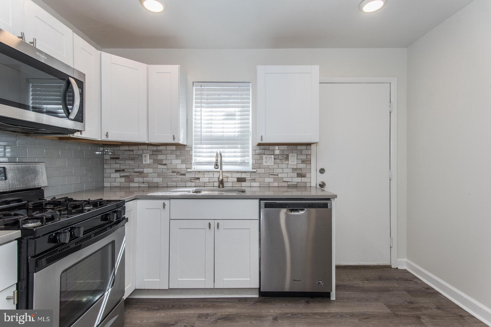 KENSINGTON - Residential