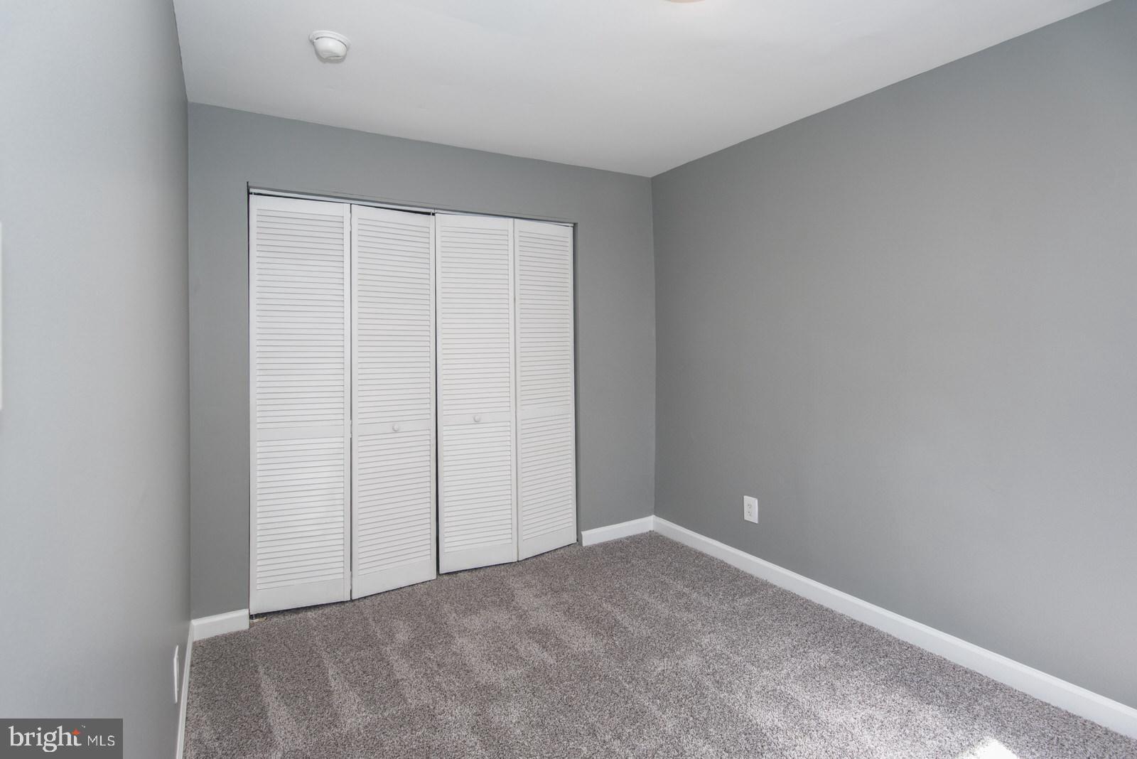 KENSINGTON - Residential