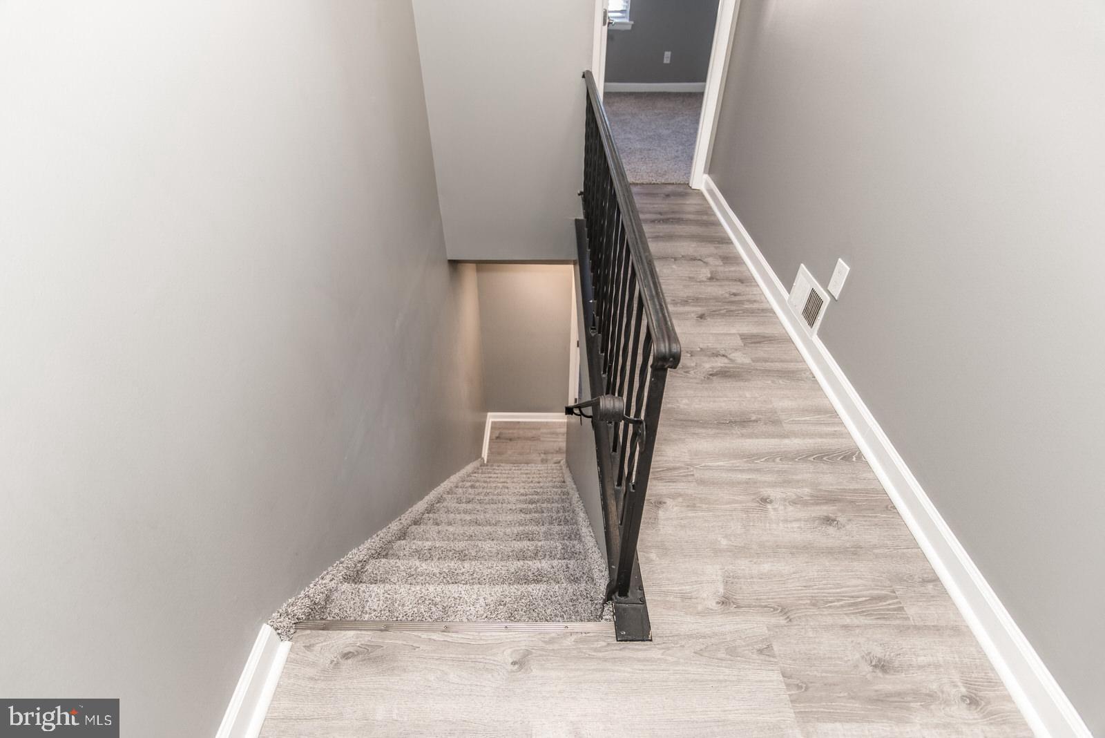 KENSINGTON - Residential