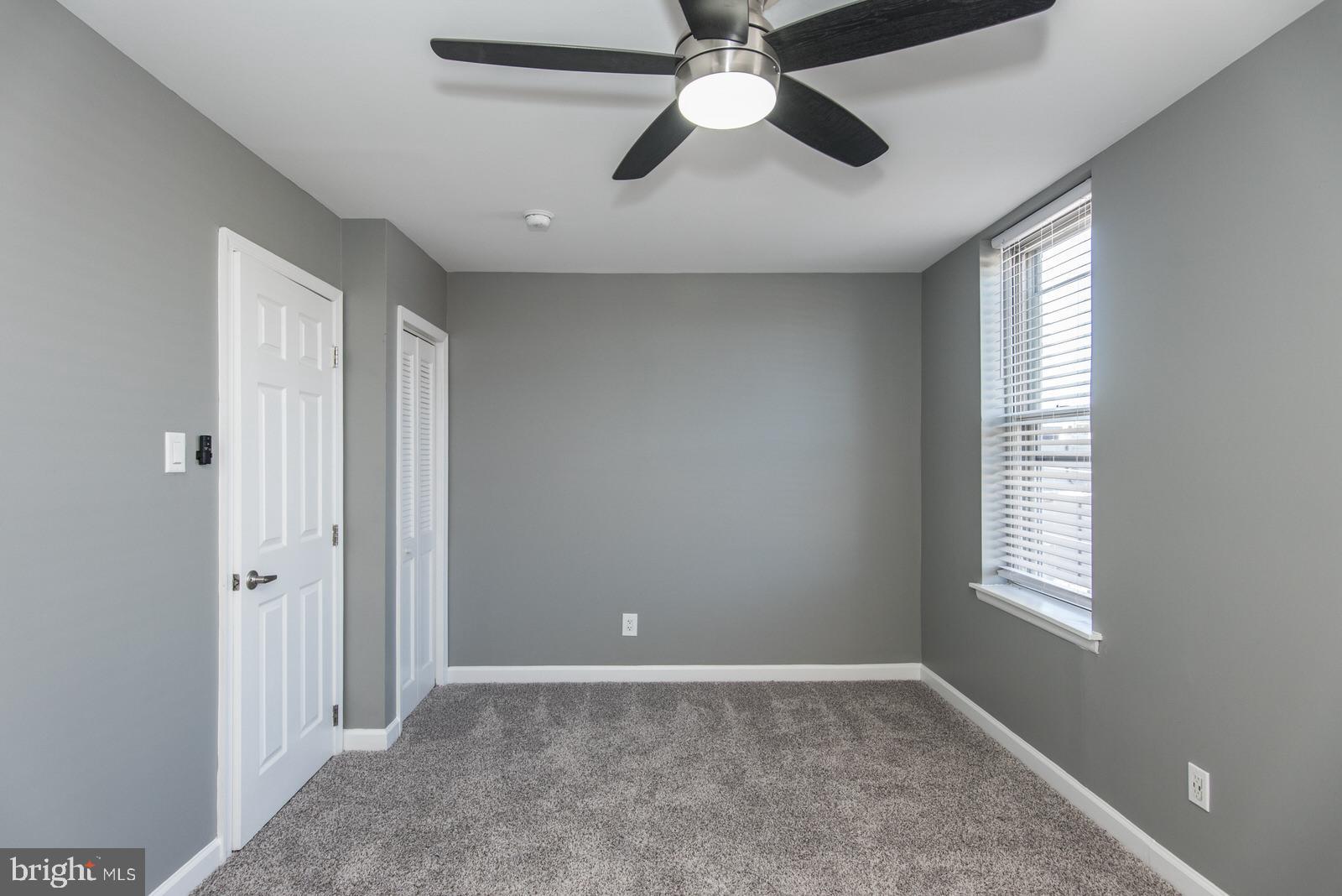 KENSINGTON - Residential