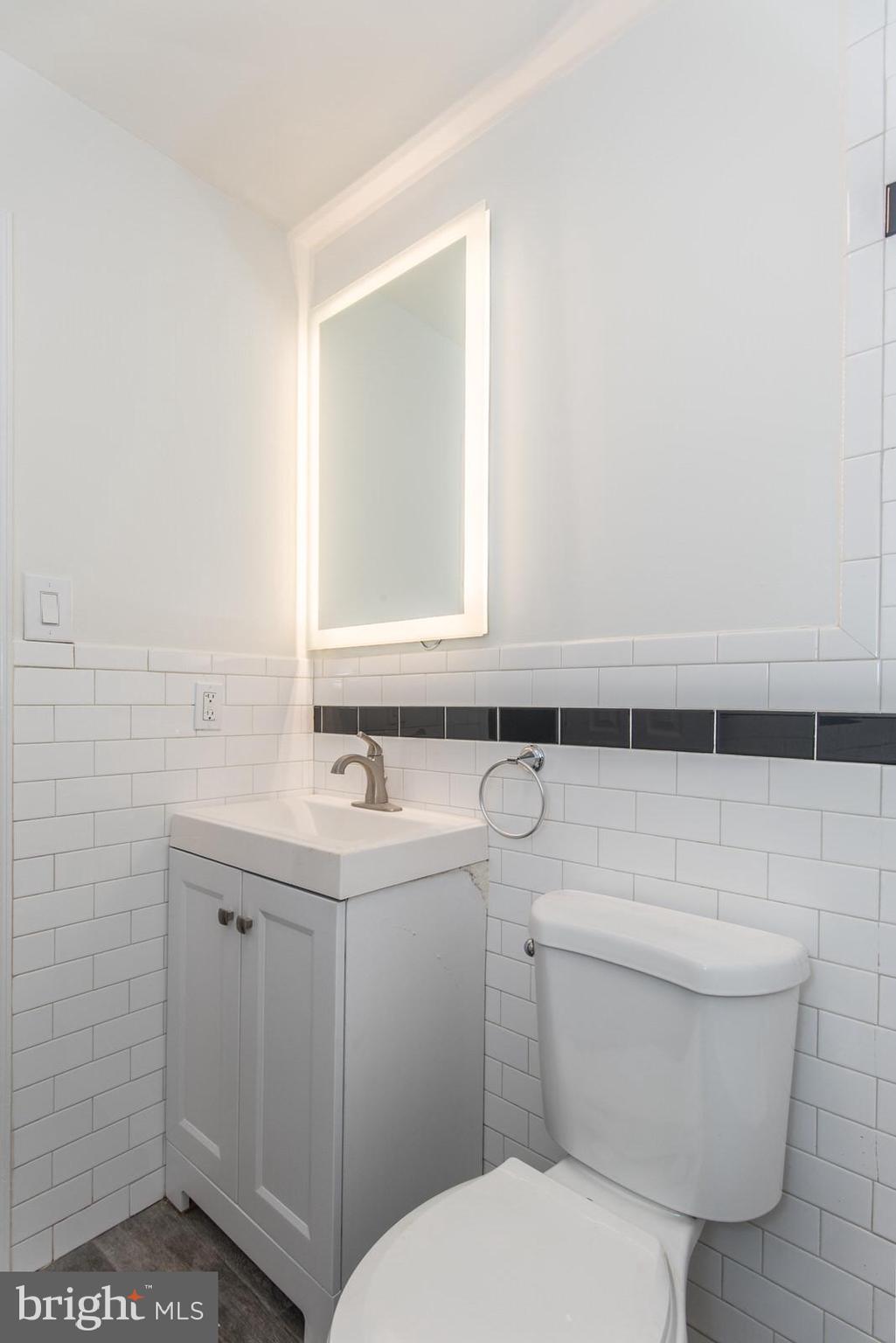 KENSINGTON - Residential