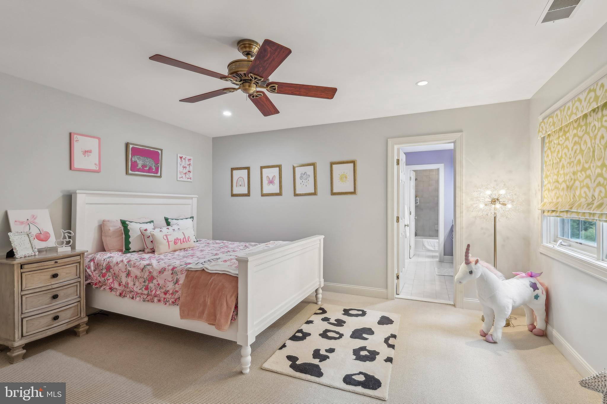 MEADOWBROOK FARM - Residential