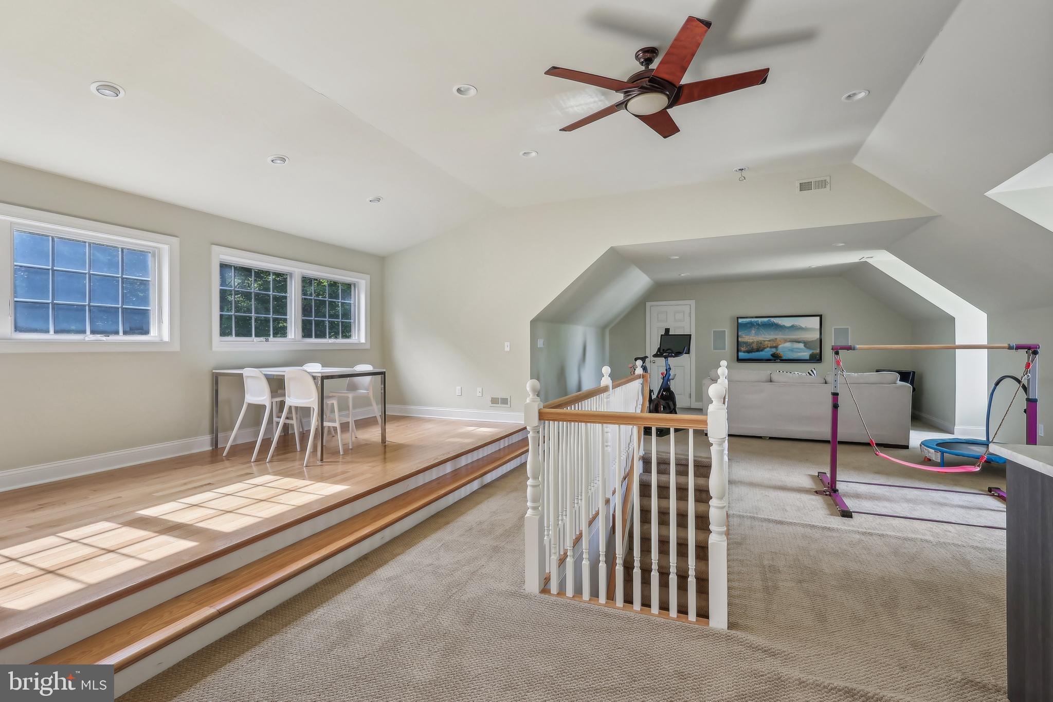 MEADOWBROOK FARM - Residential