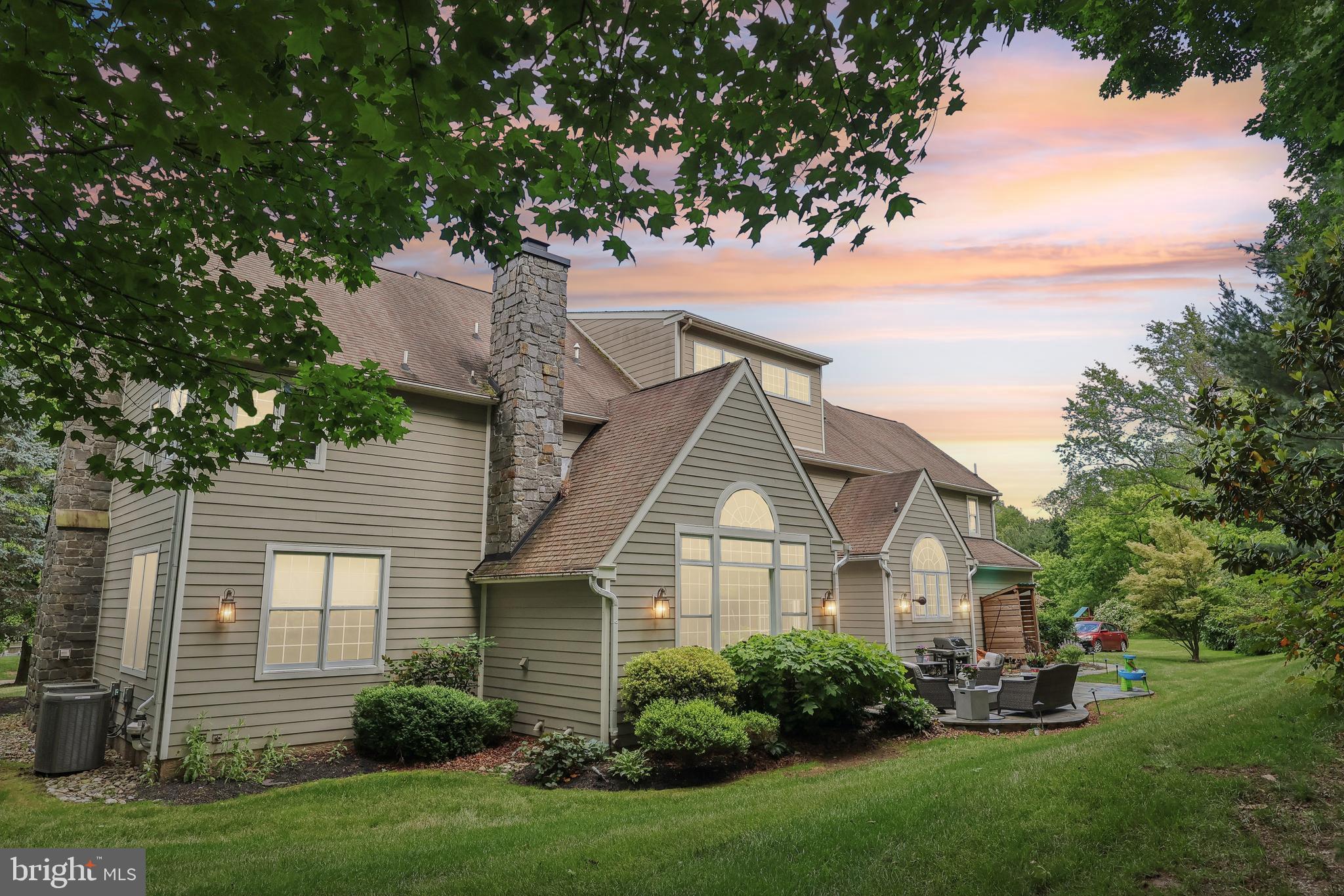 MEADOWBROOK FARM - Residential