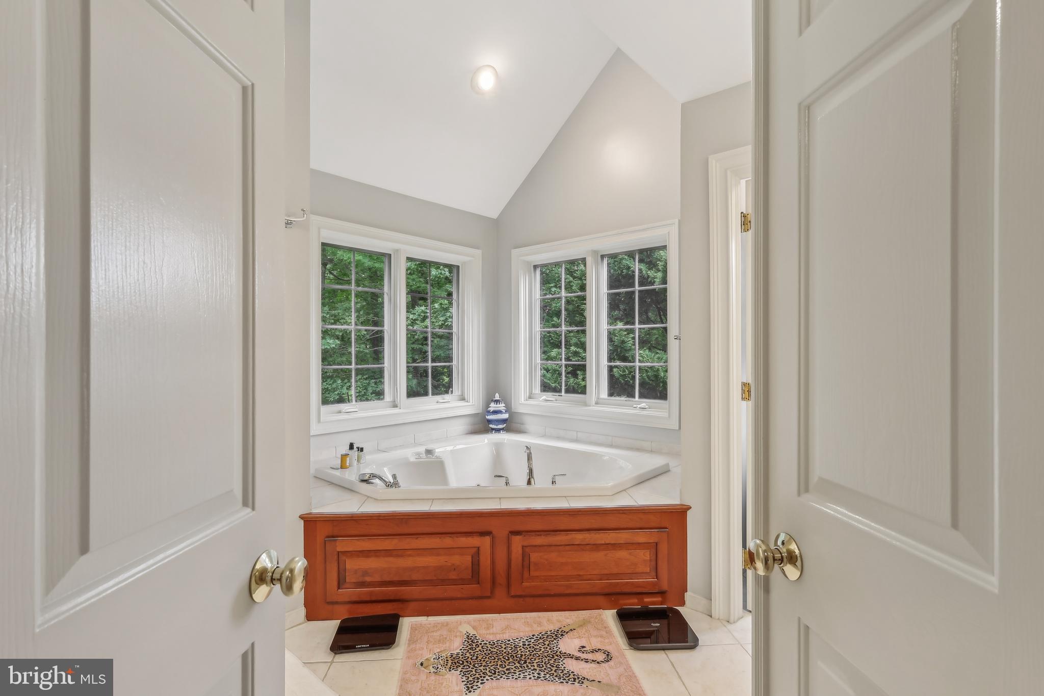 MEADOWBROOK FARM - Residential