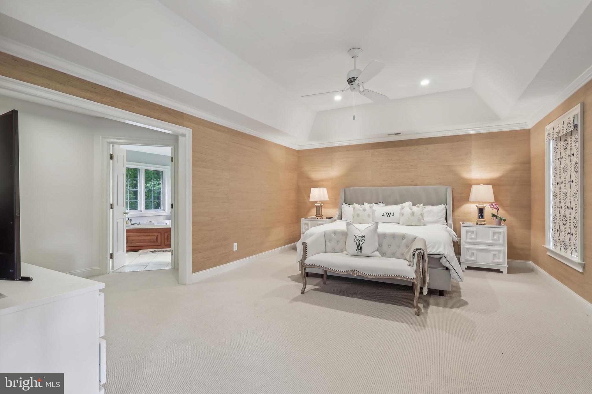 MEADOWBROOK FARM - Residential