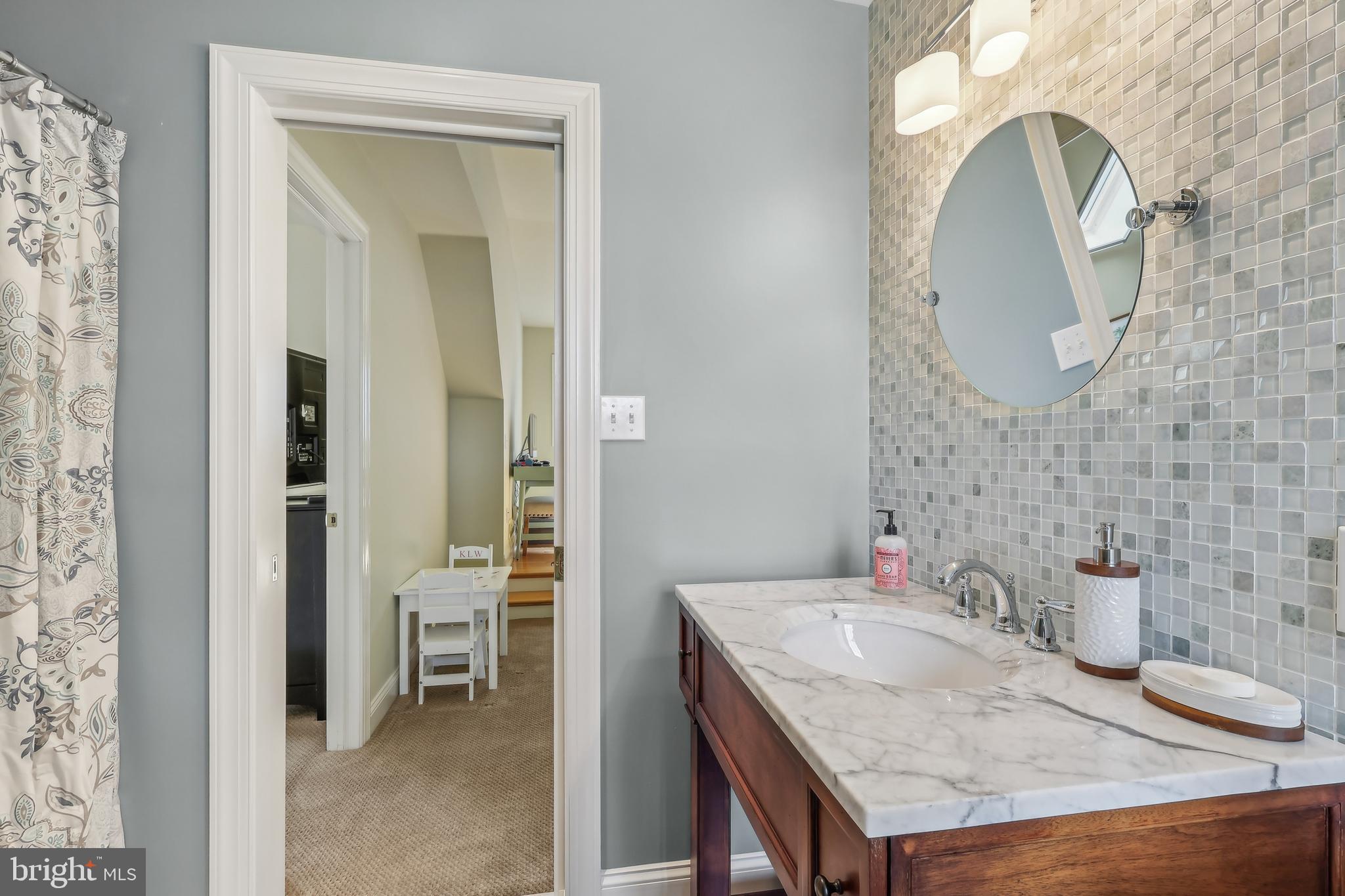 MEADOWBROOK FARM - Residential