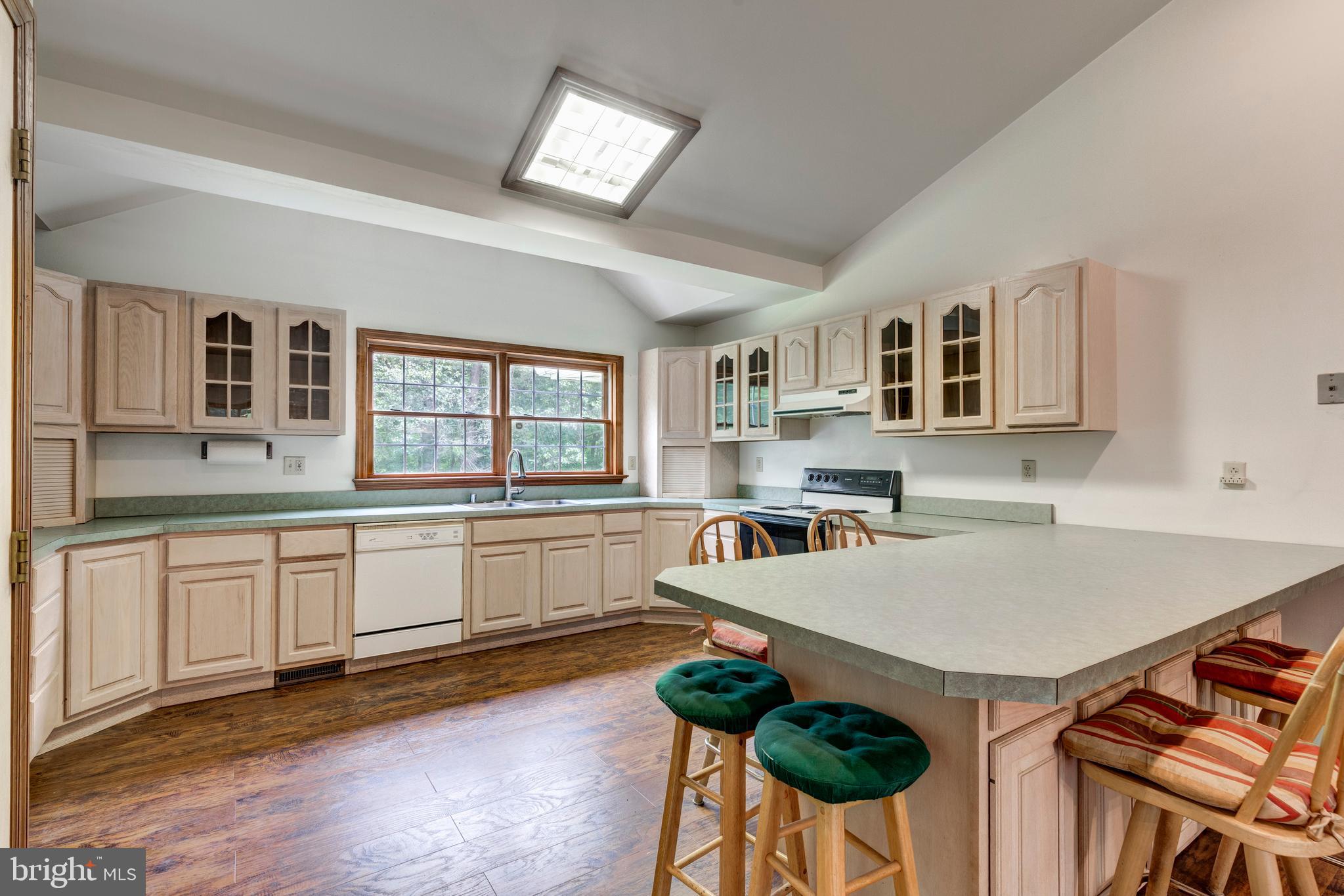 WATERFORD HILLS - Residential