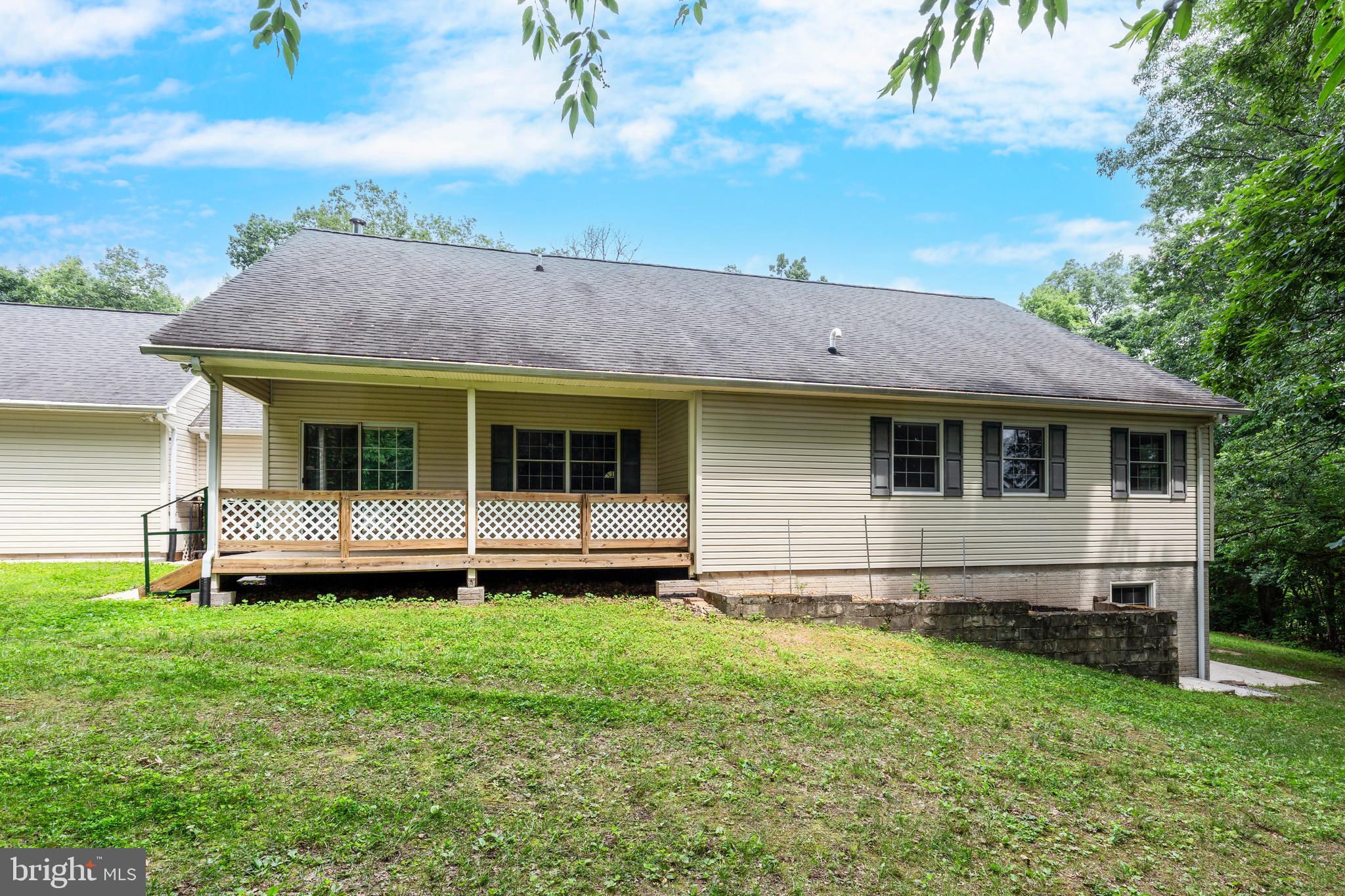 WATERFORD HILLS - Residential