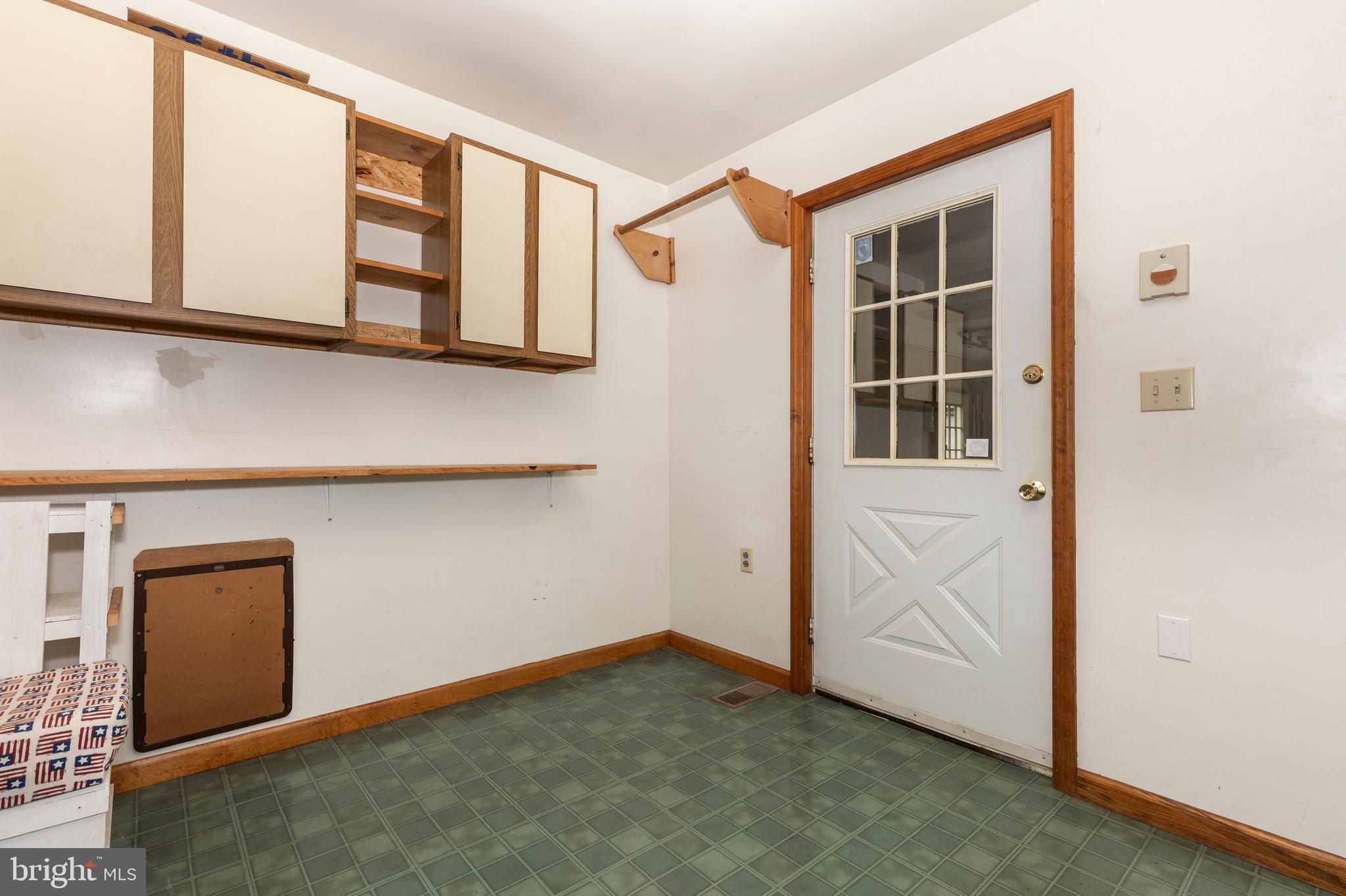 WATERFORD HILLS - Residential