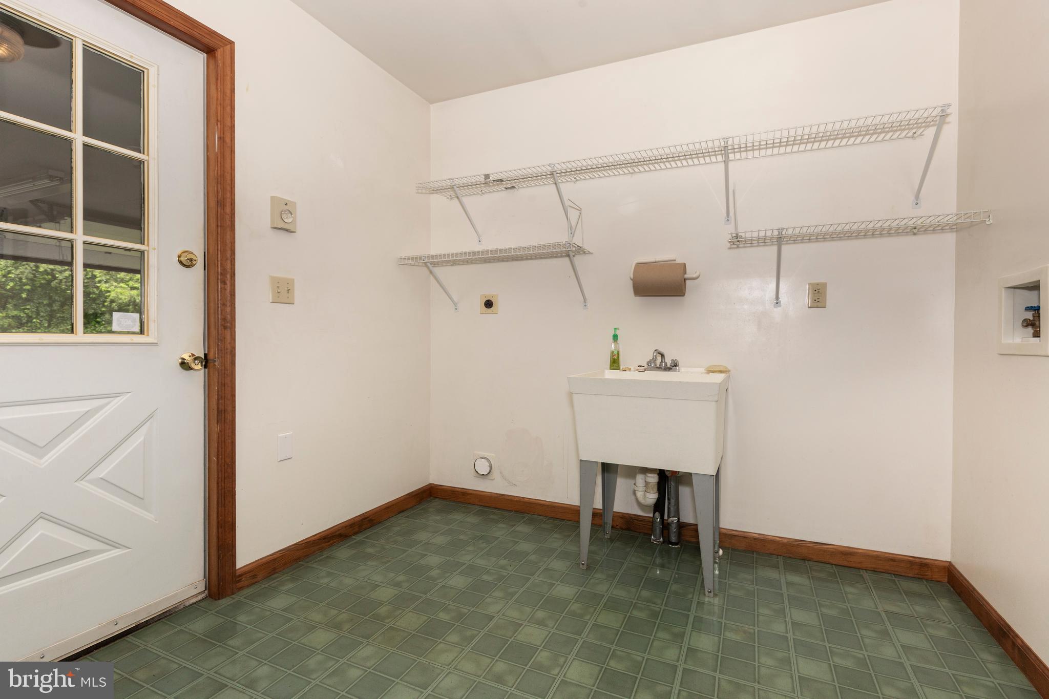 WATERFORD HILLS - Residential