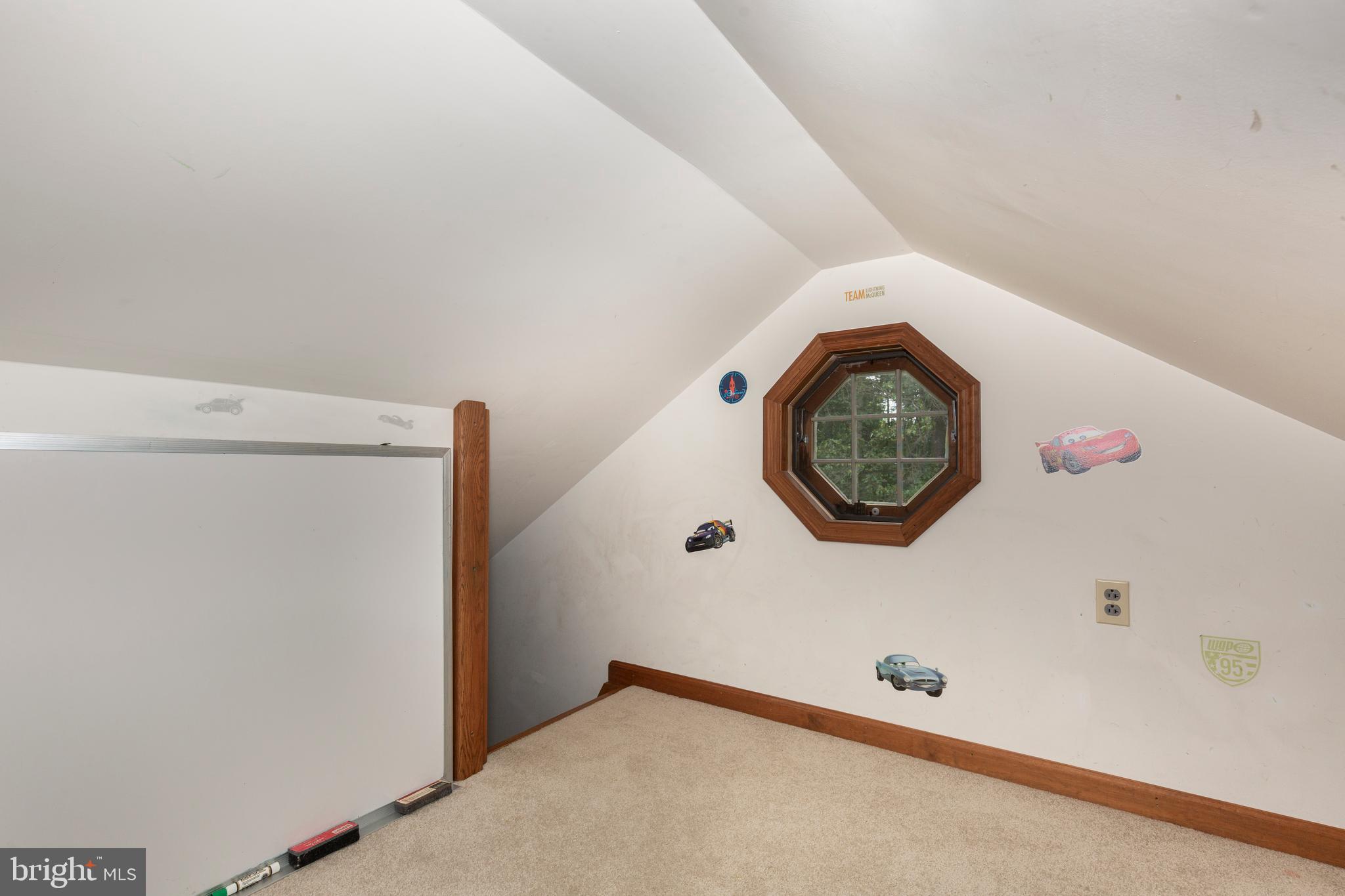 WATERFORD HILLS - Residential