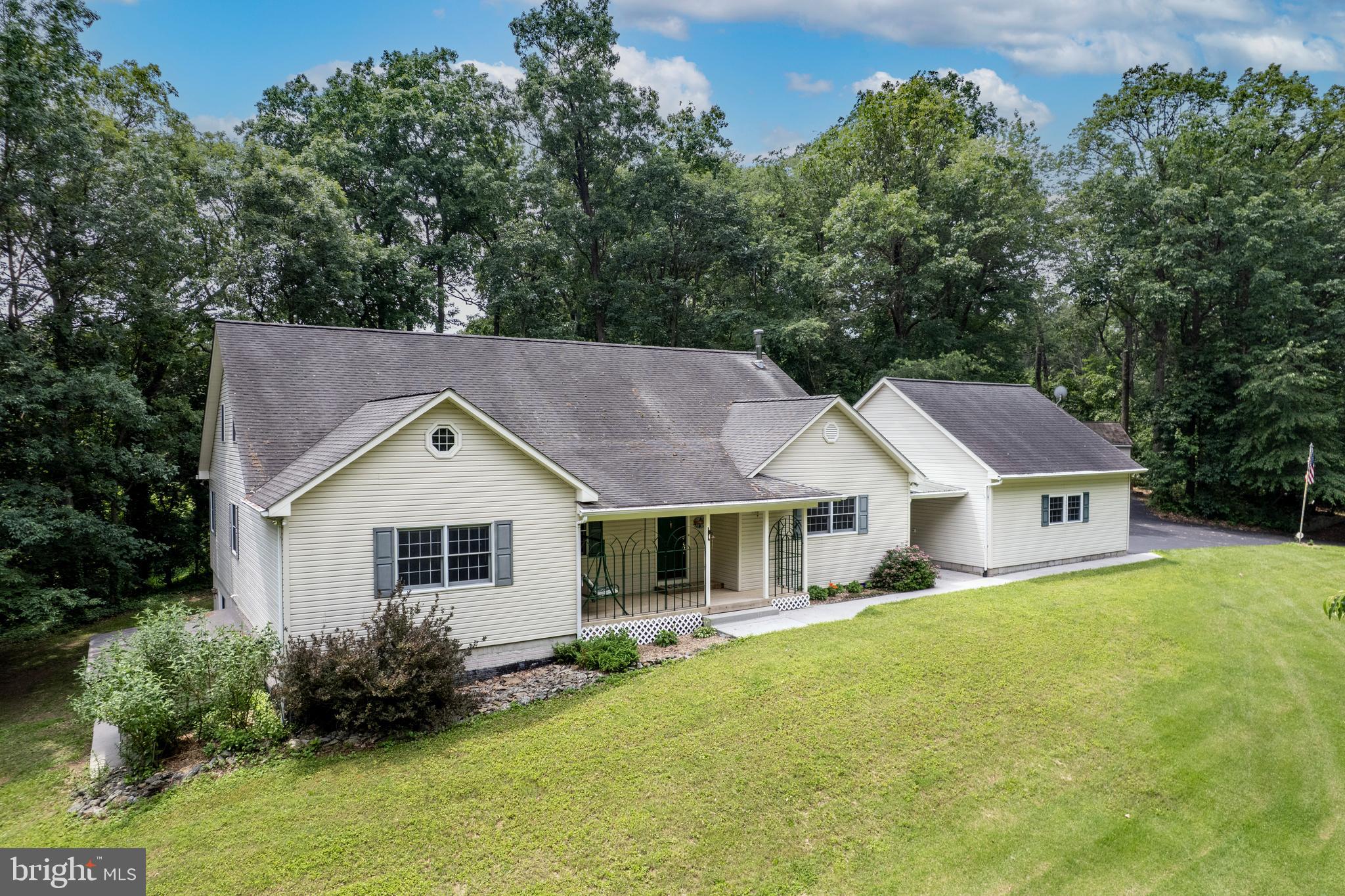 1281 GUADELUPE DRIVE