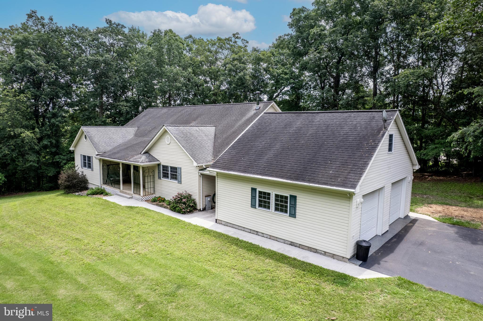 WATERFORD HILLS - Residential