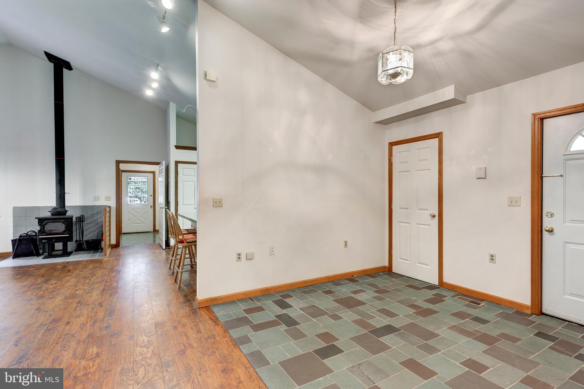 WATERFORD HILLS - Residential