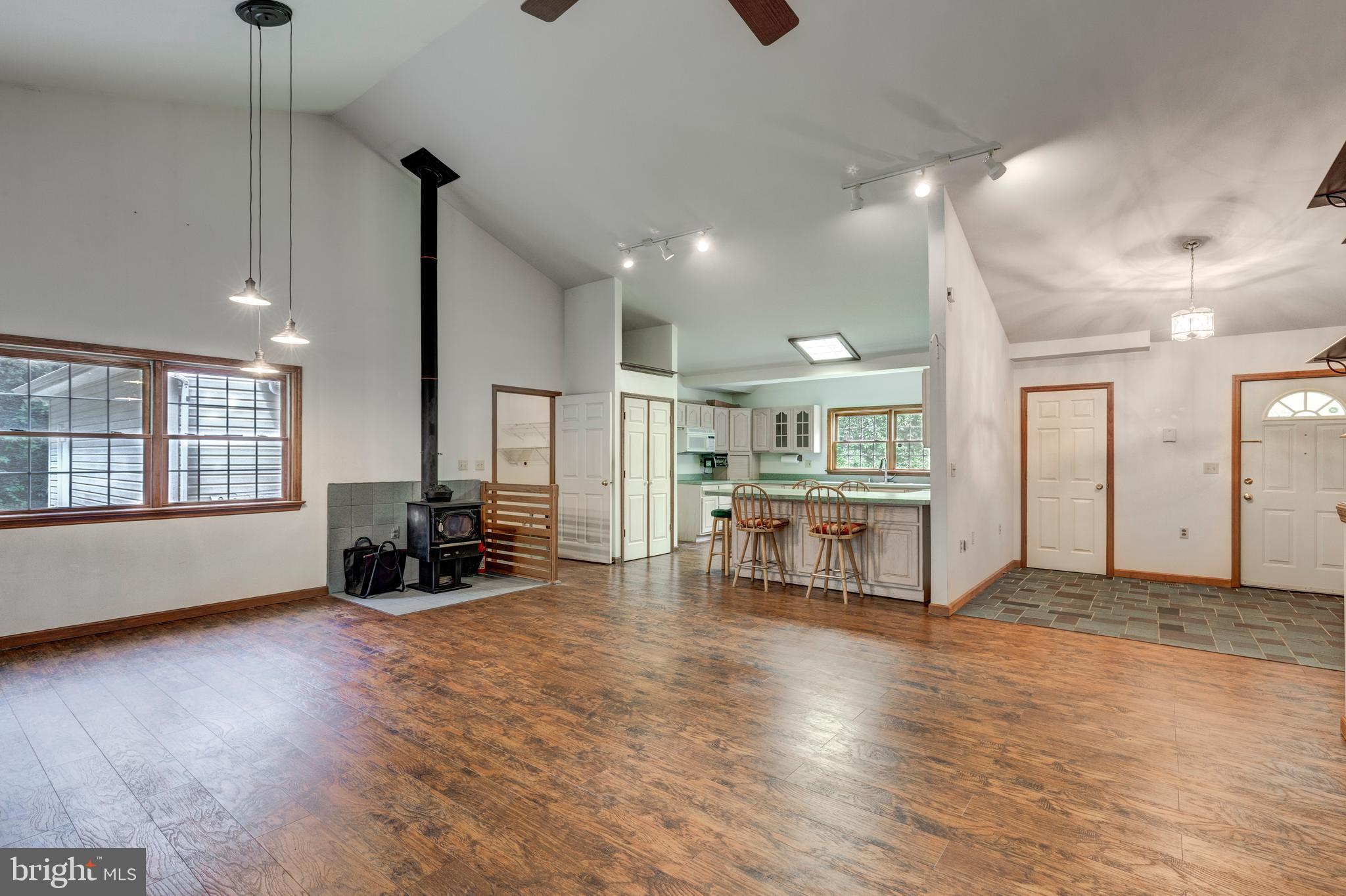 WATERFORD HILLS - Residential