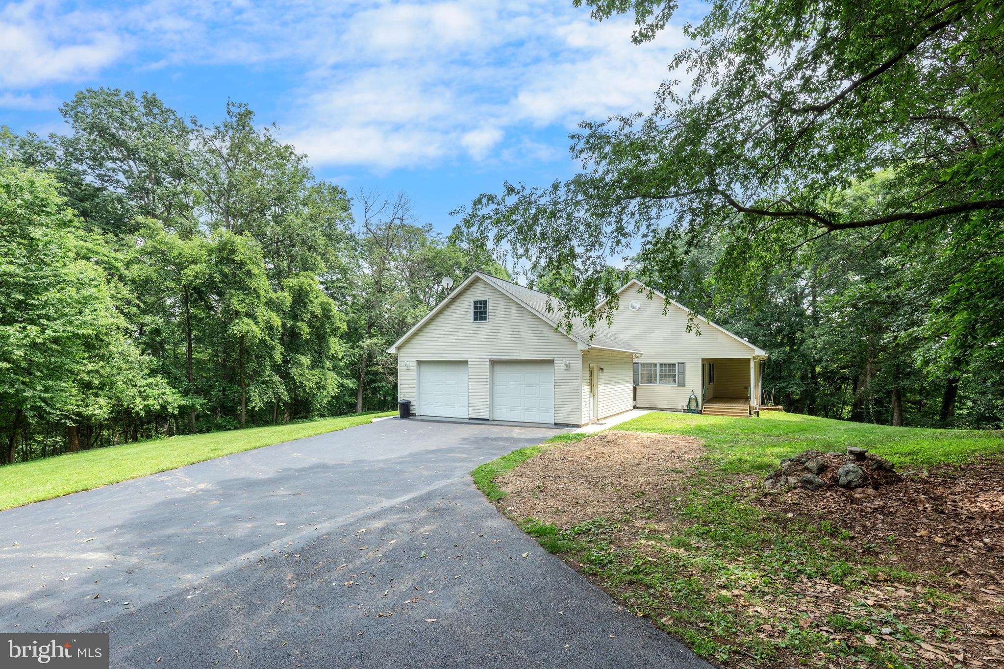 WATERFORD HILLS - Residential