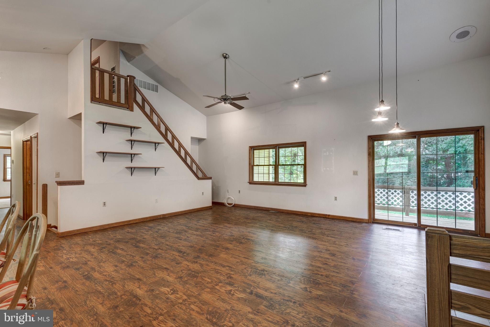 WATERFORD HILLS - Residential