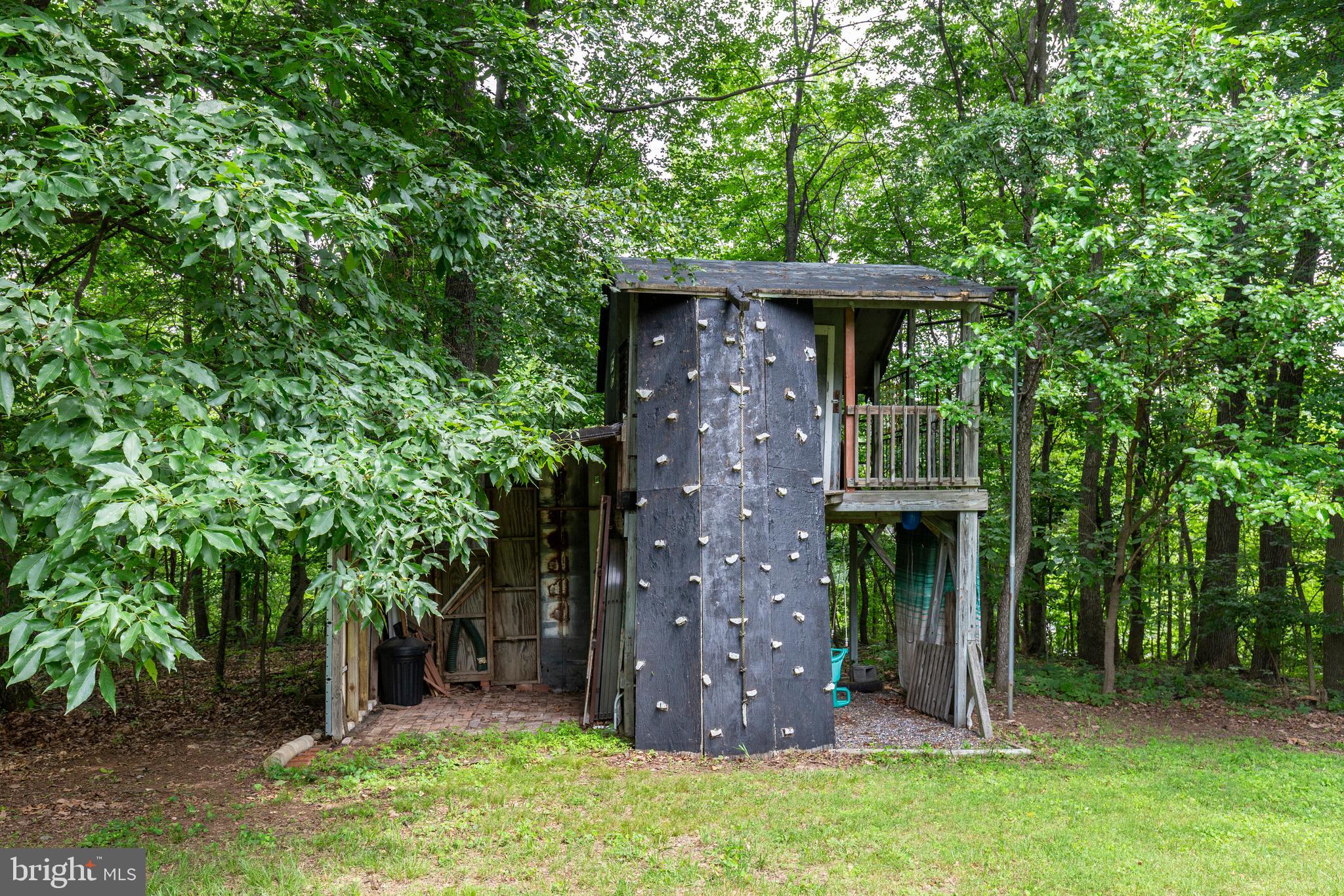 WATERFORD HILLS - Residential