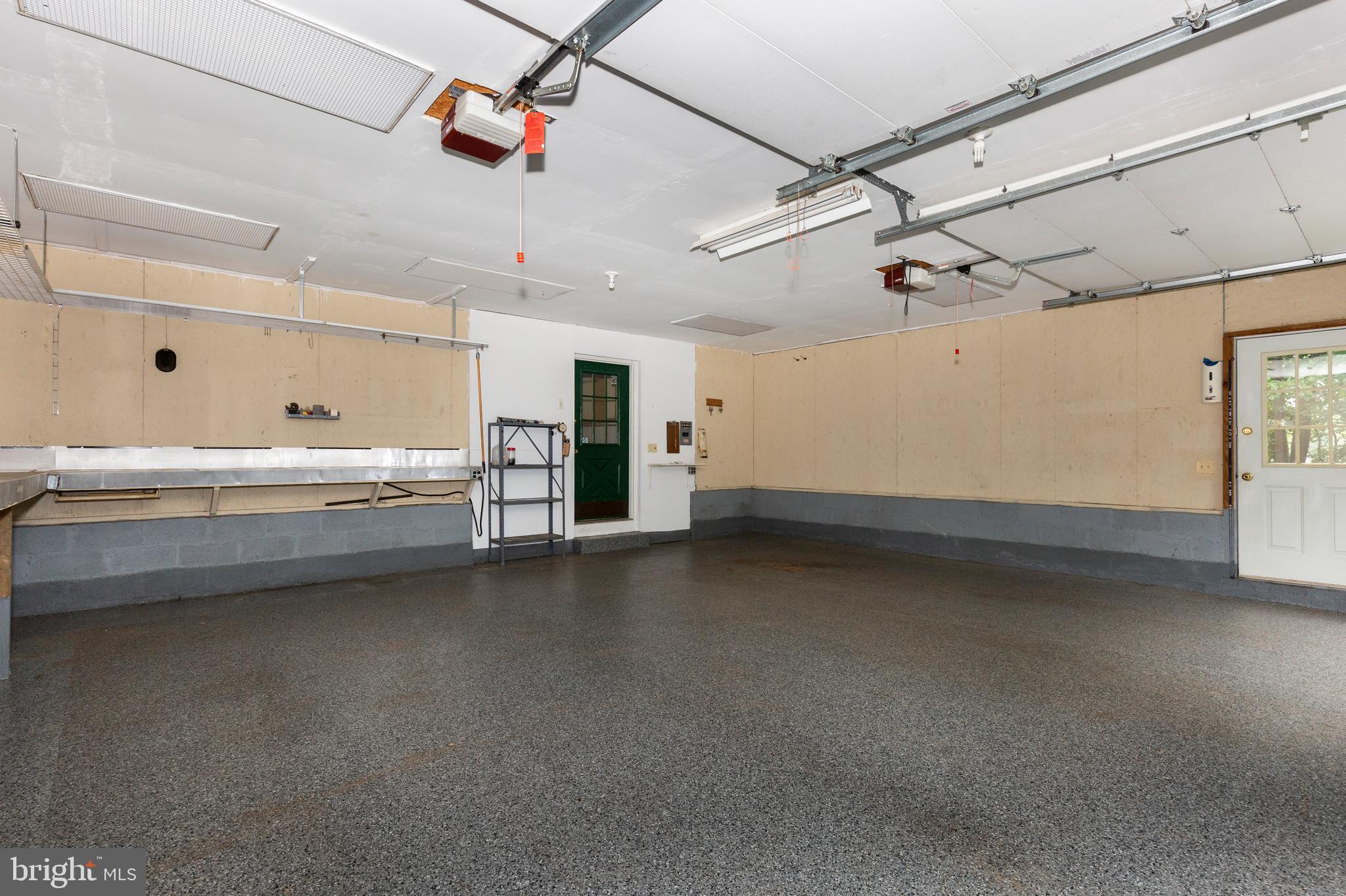 WATERFORD HILLS - Residential