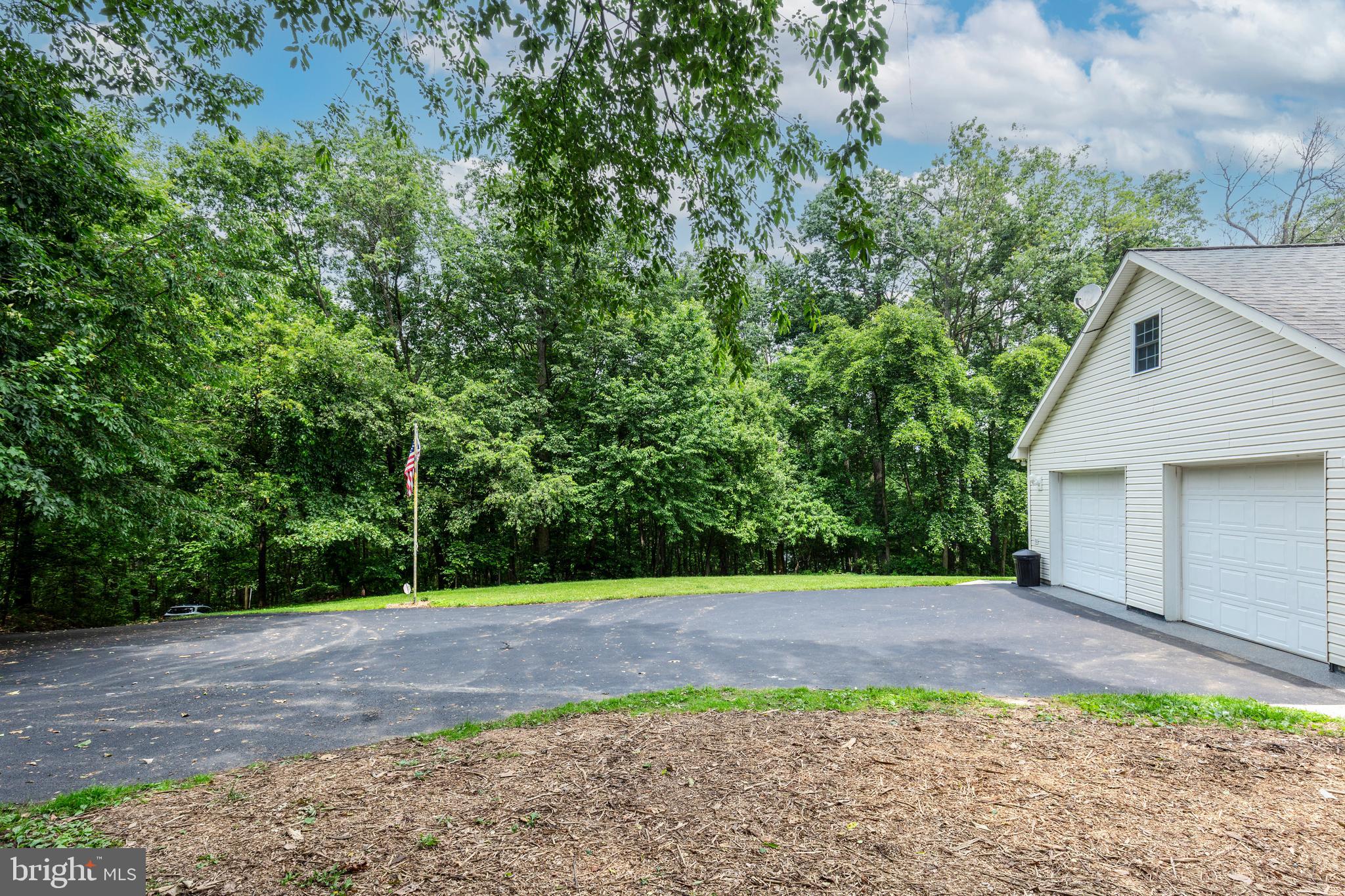 WATERFORD HILLS - Residential