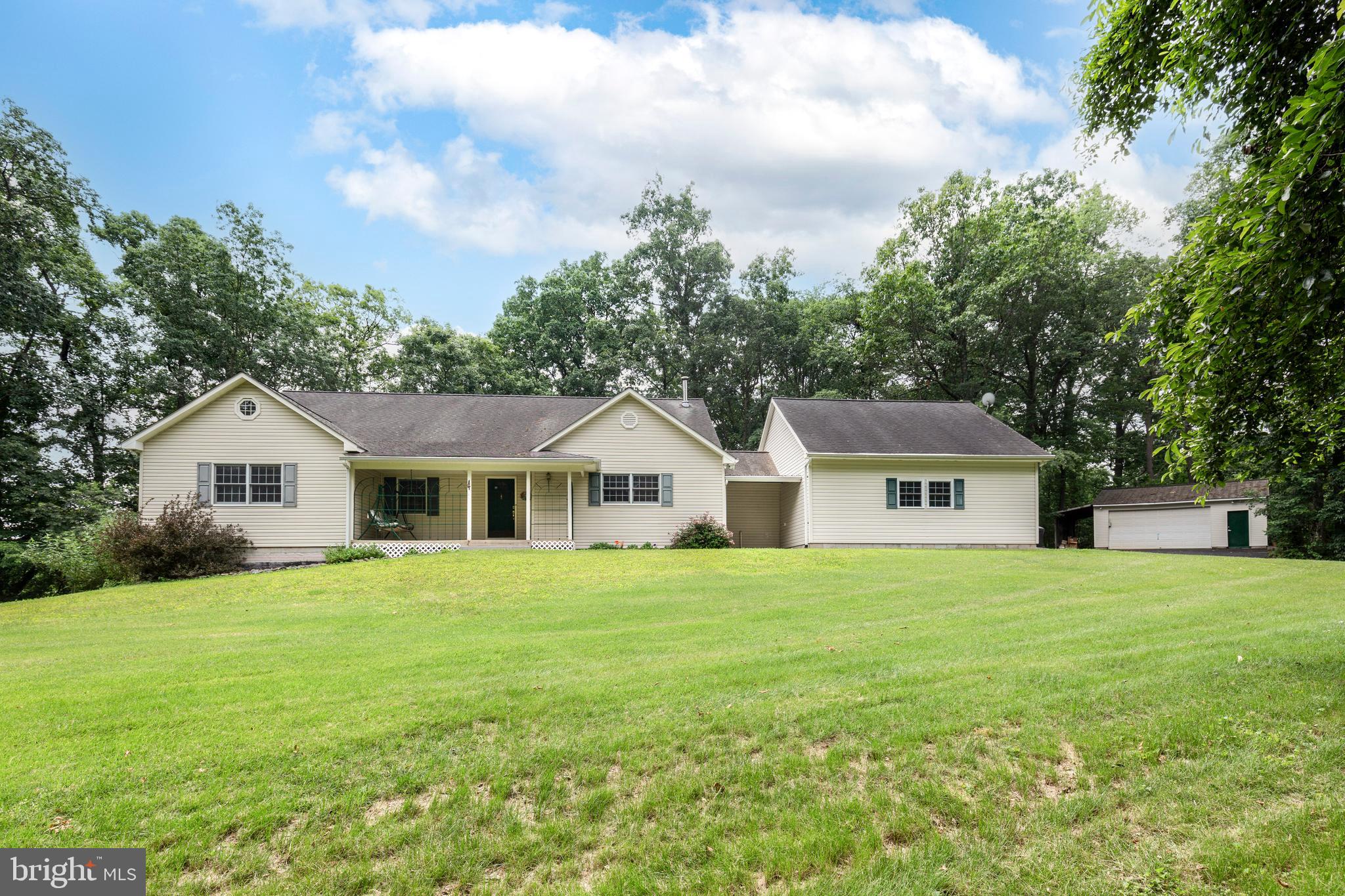 WATERFORD HILLS - Residential