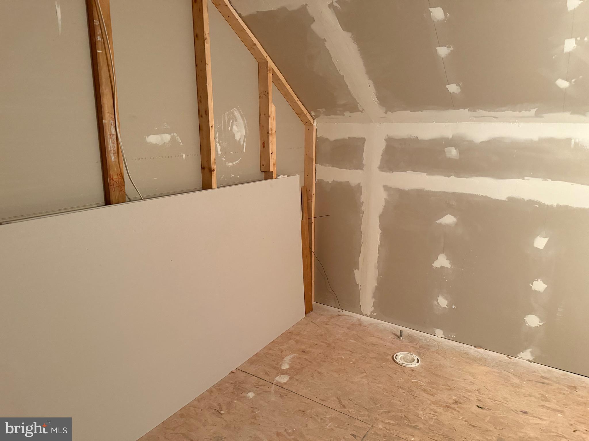 WATERFORD HILLS - Residential