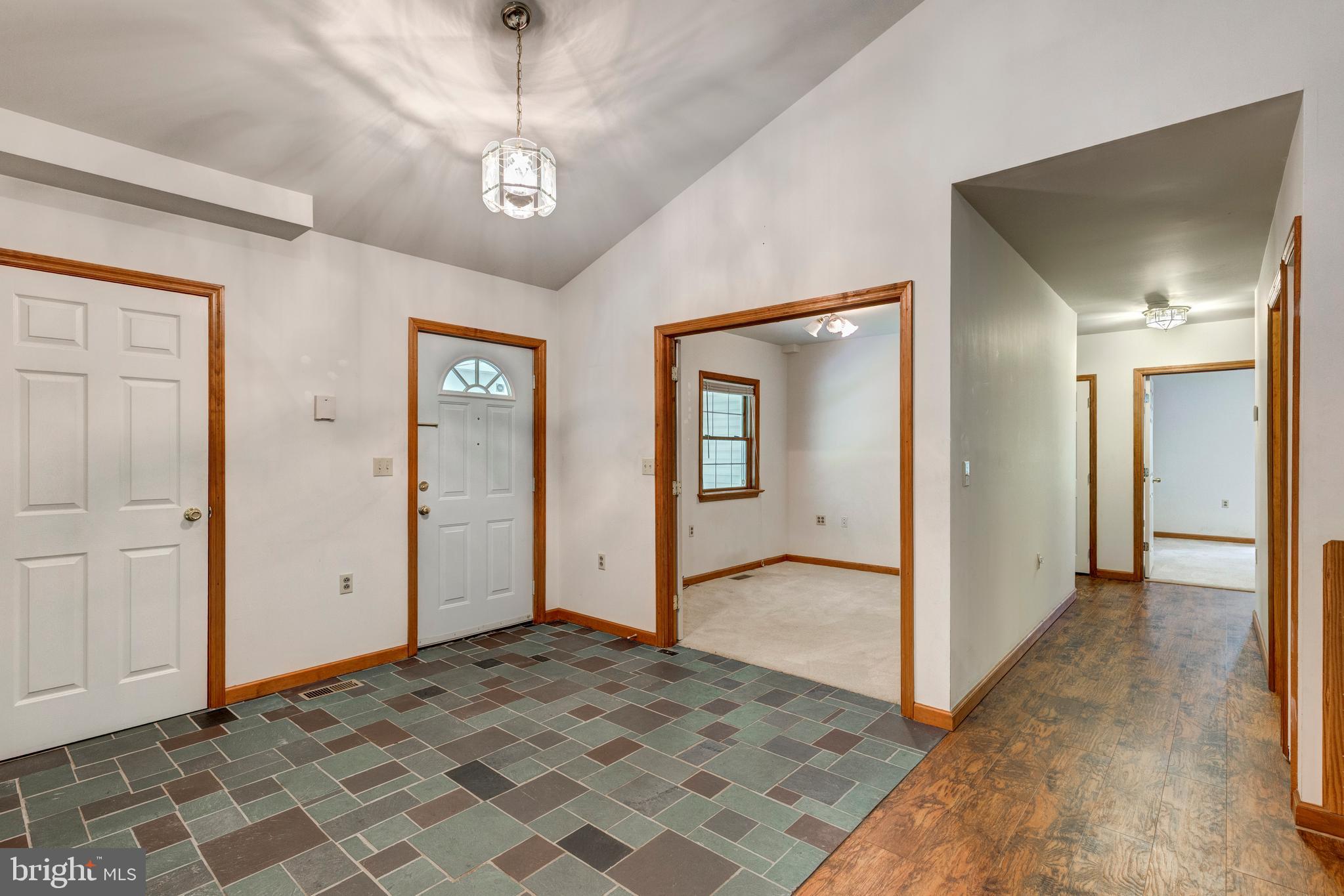 WATERFORD HILLS - Residential