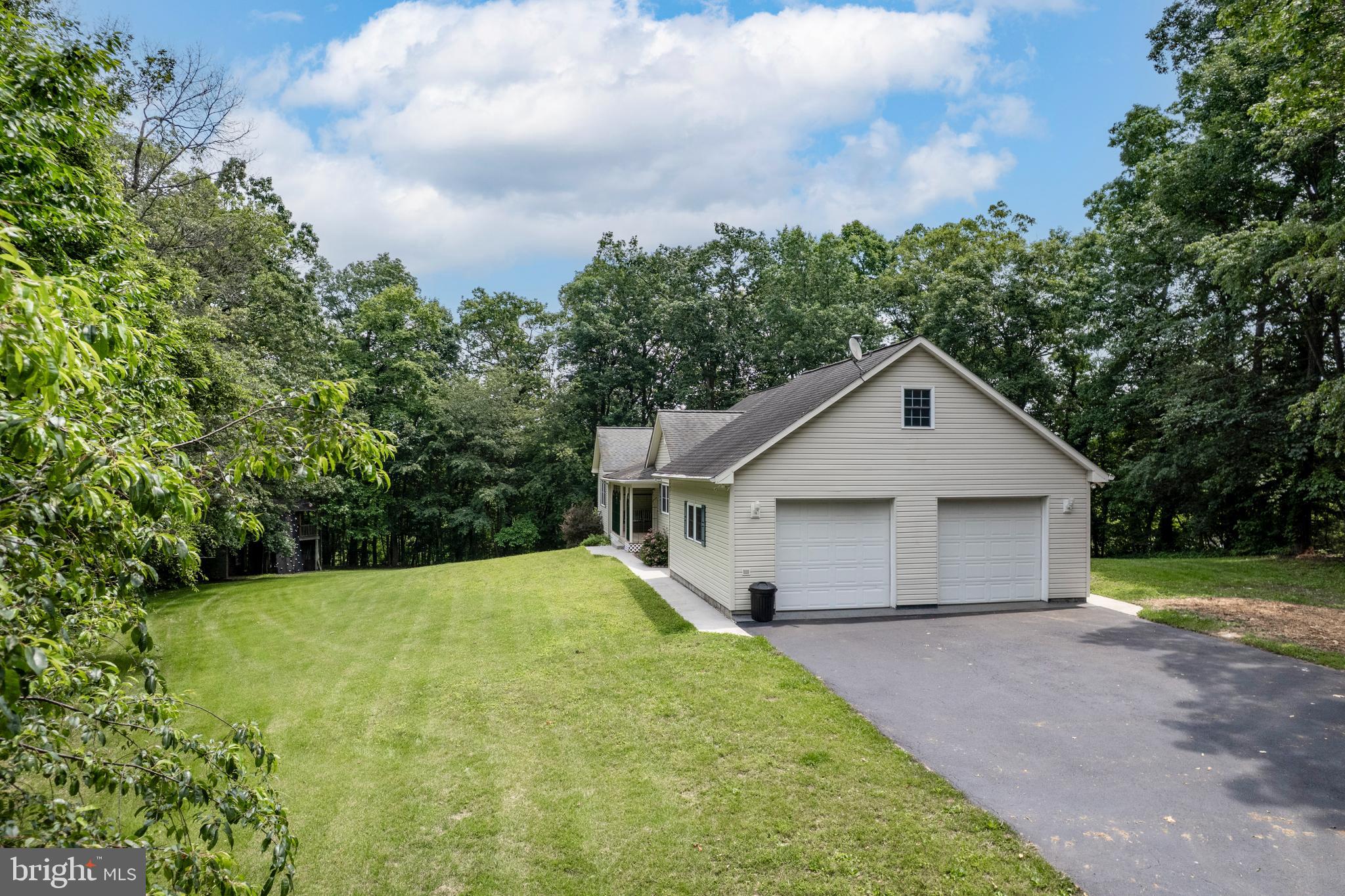 WATERFORD HILLS - Residential