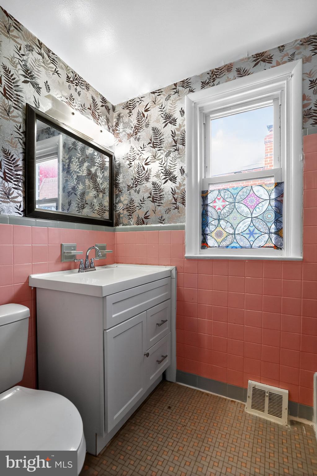 ACADEMY GARDENS - Residential Lease