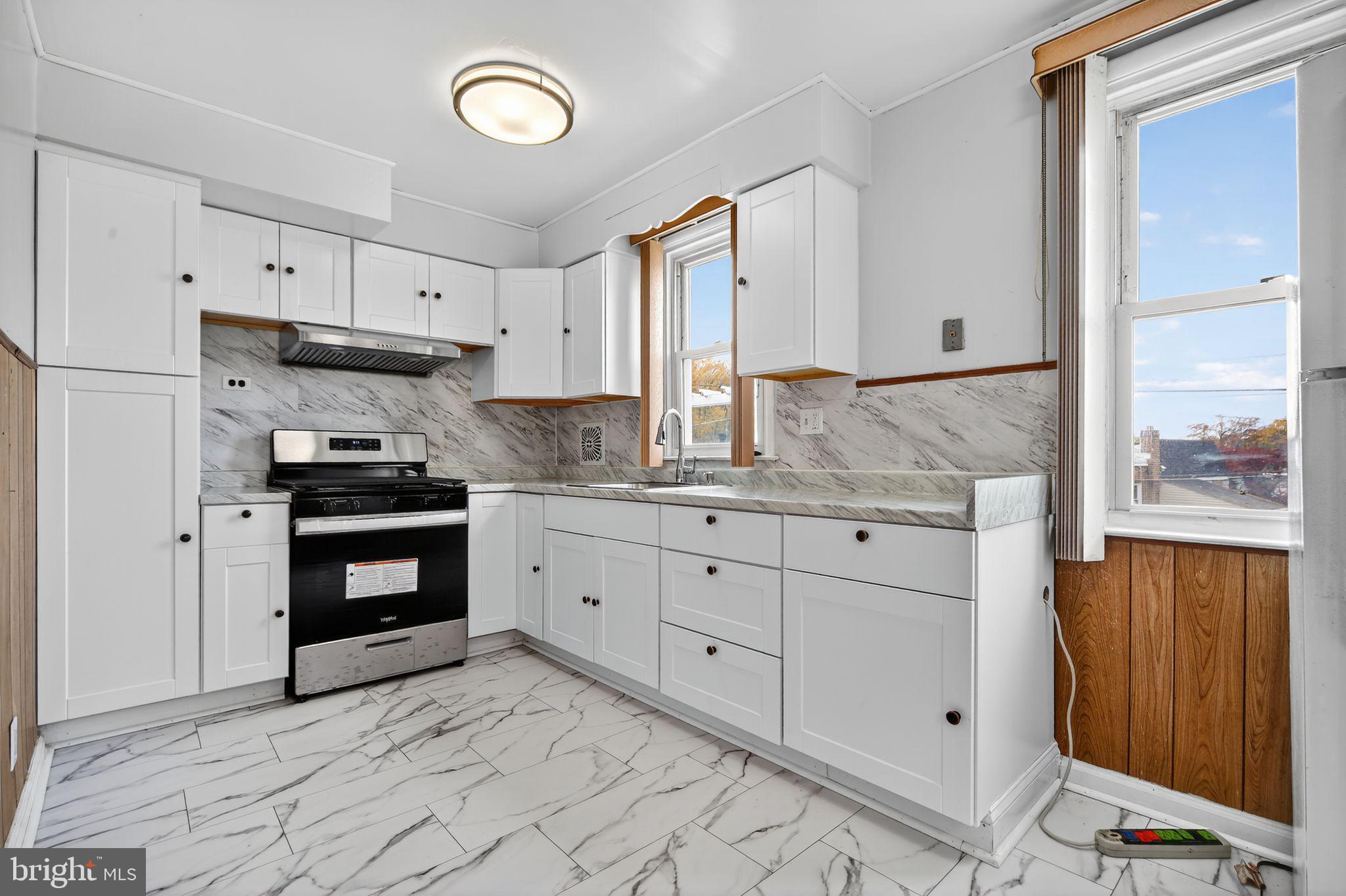 ACADEMY GARDENS - Residential Lease