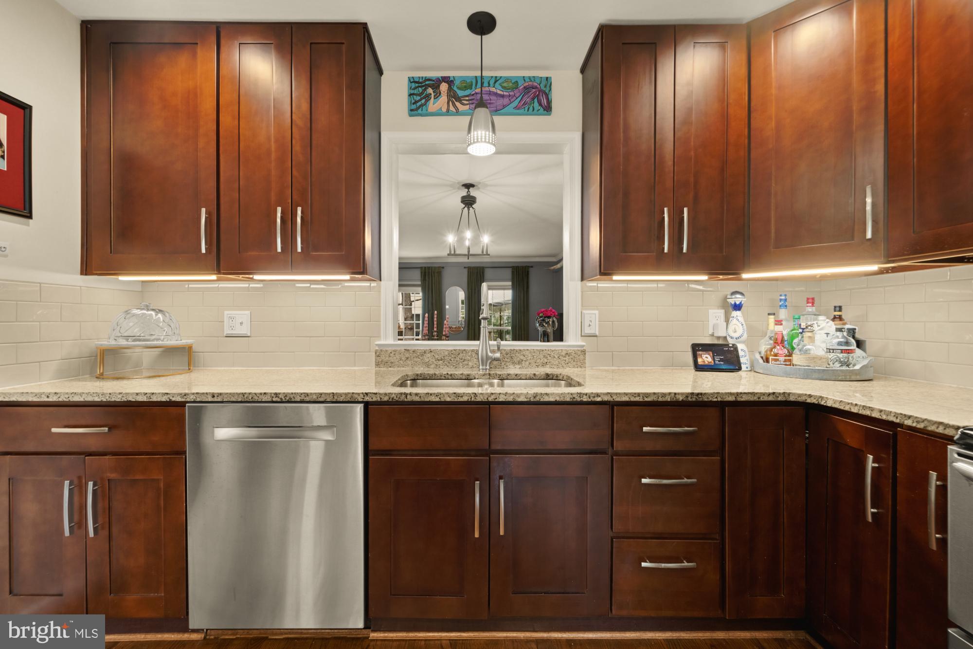 8226 MAPLE RIDGE AVENUE