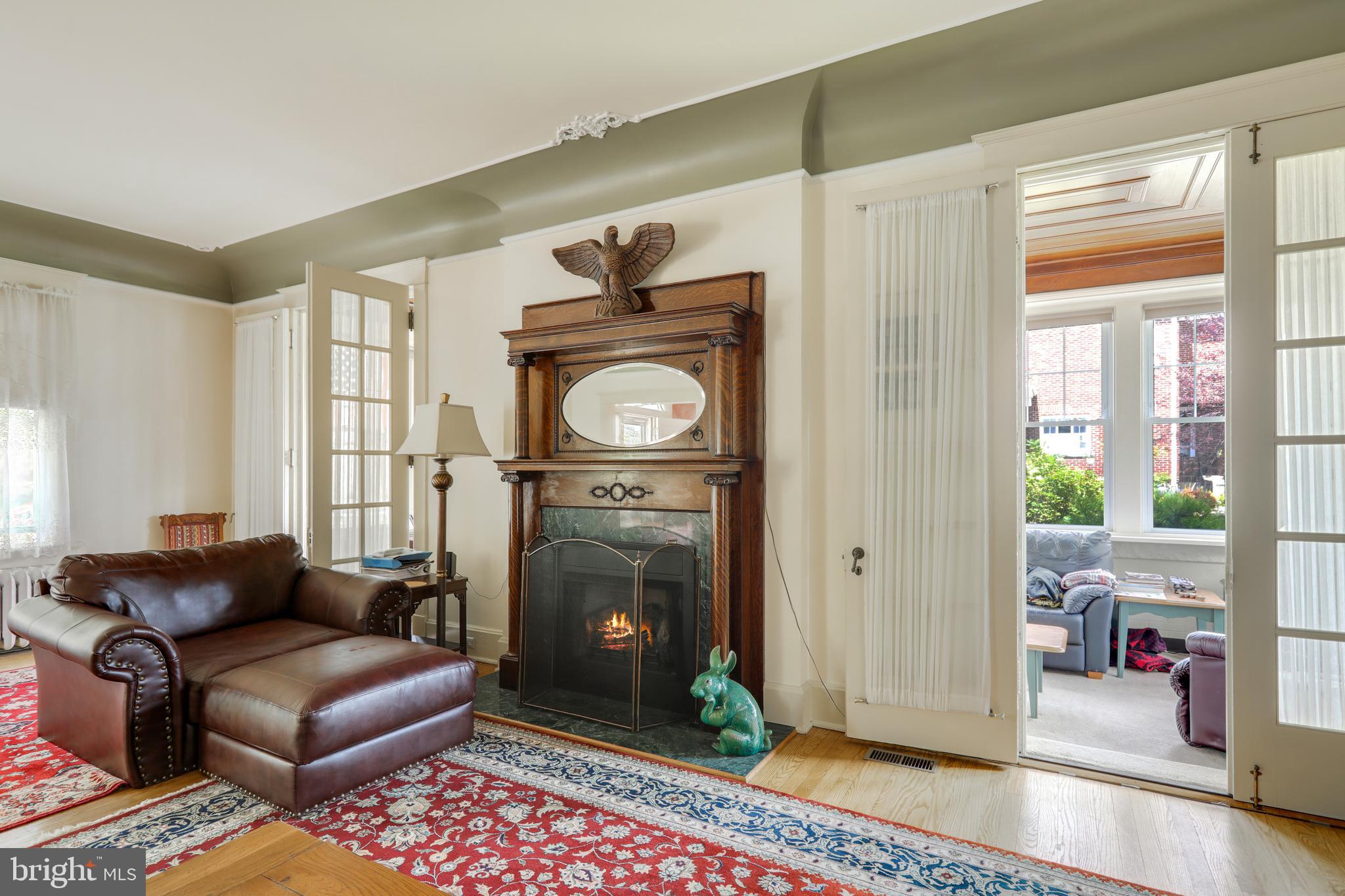 WEST SIDE - Residential