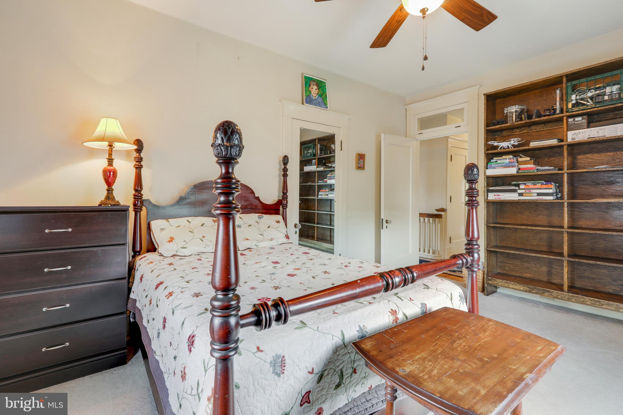 WEST SIDE - Residential