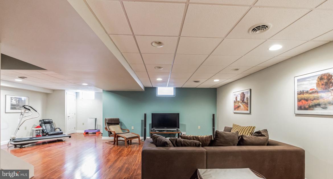 SCOT-GREENE ESTATES - Residential