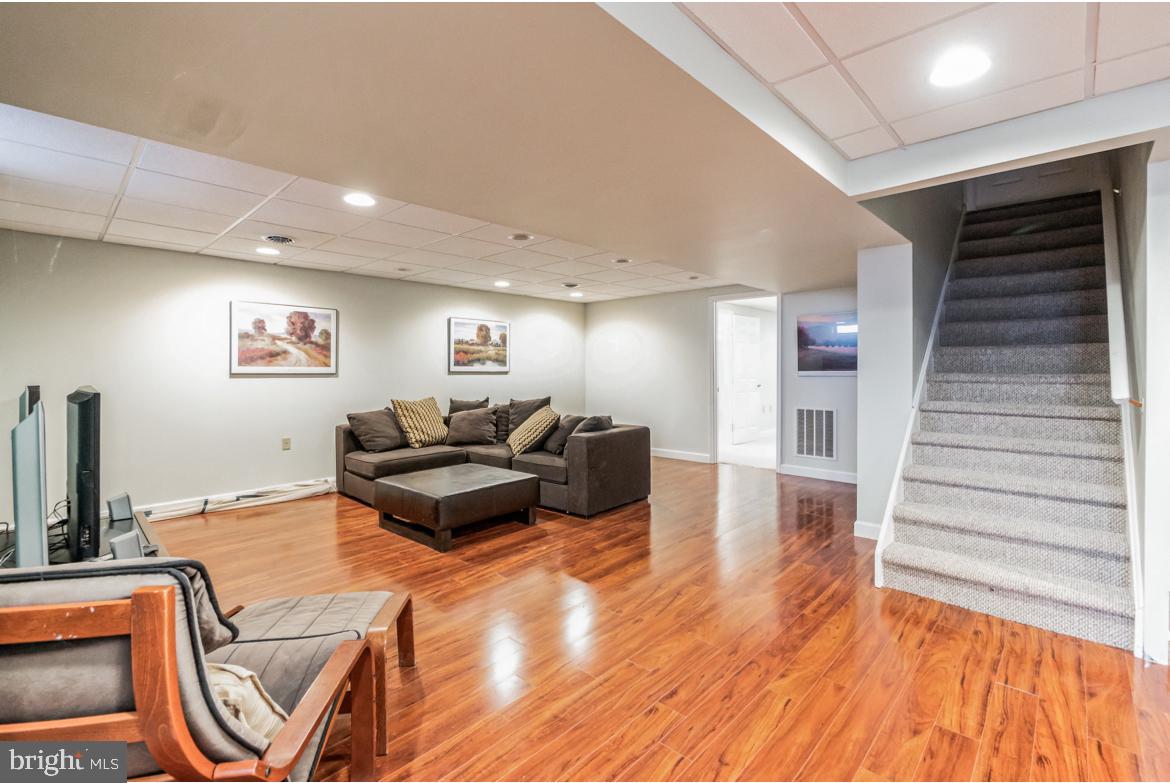 SCOT-GREENE ESTATES - Residential