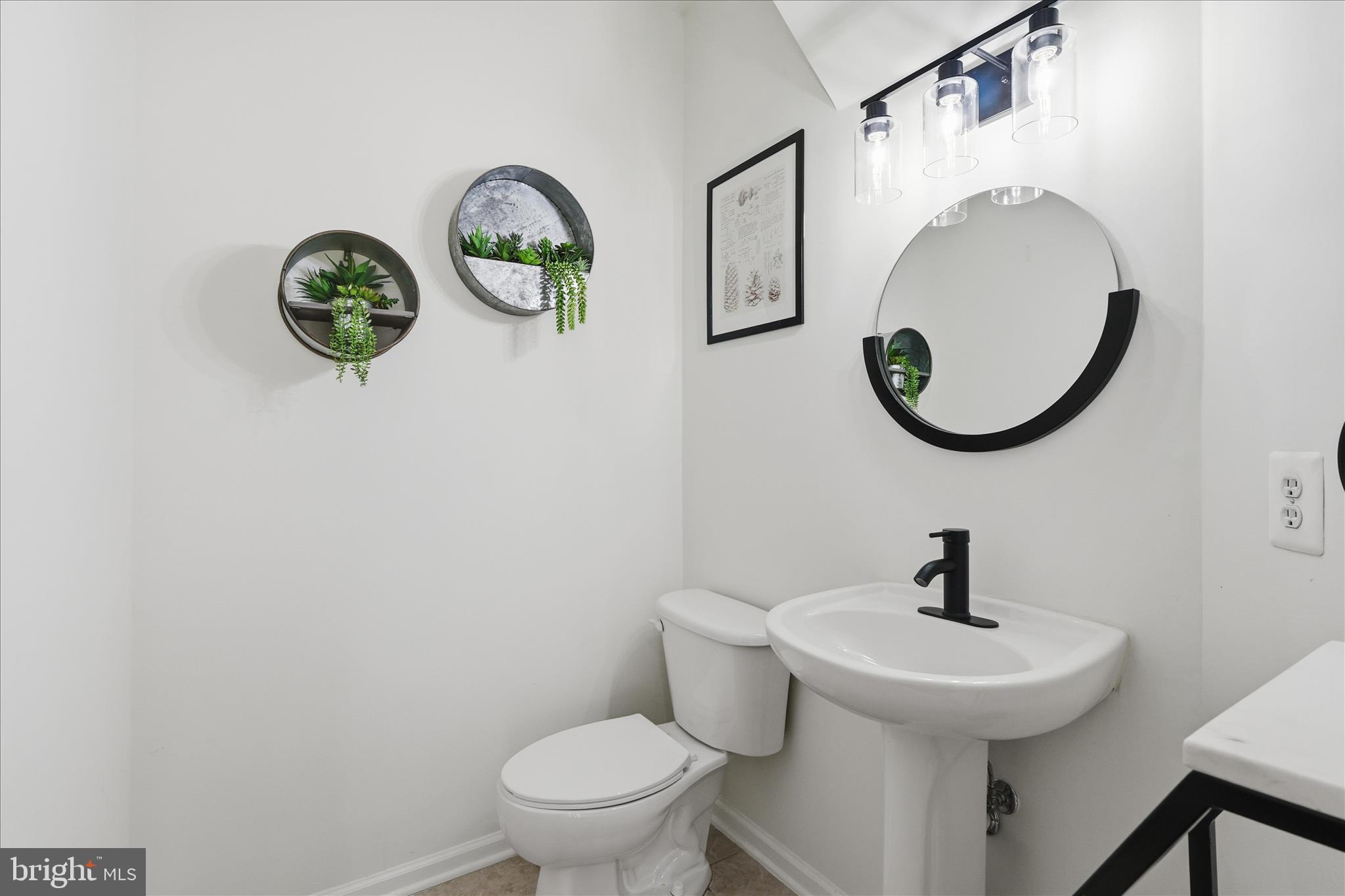 MANASSAS PARK STATION - Residential