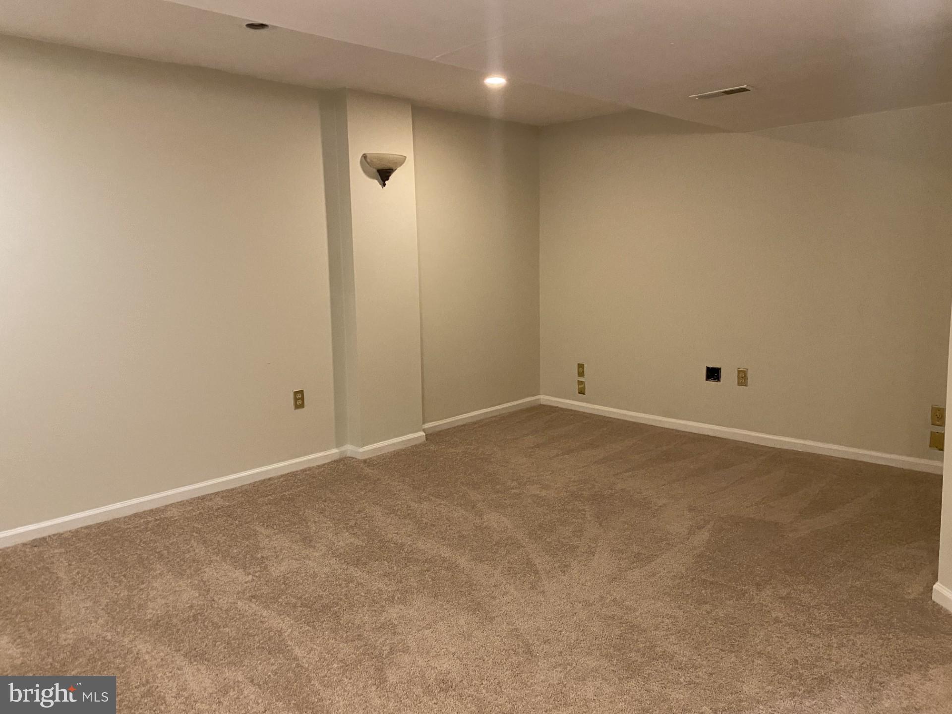 SUMMIT HILLS - Residential