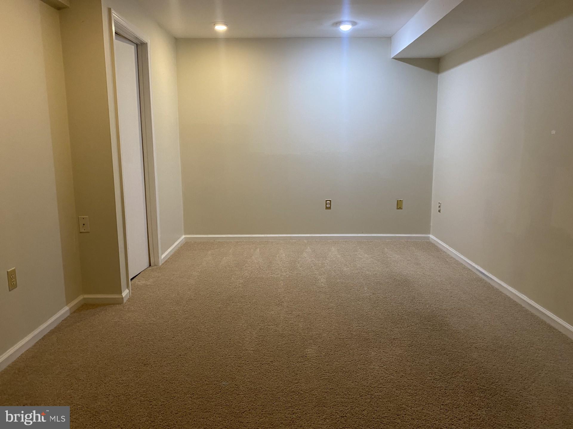 SUMMIT HILLS - Residential