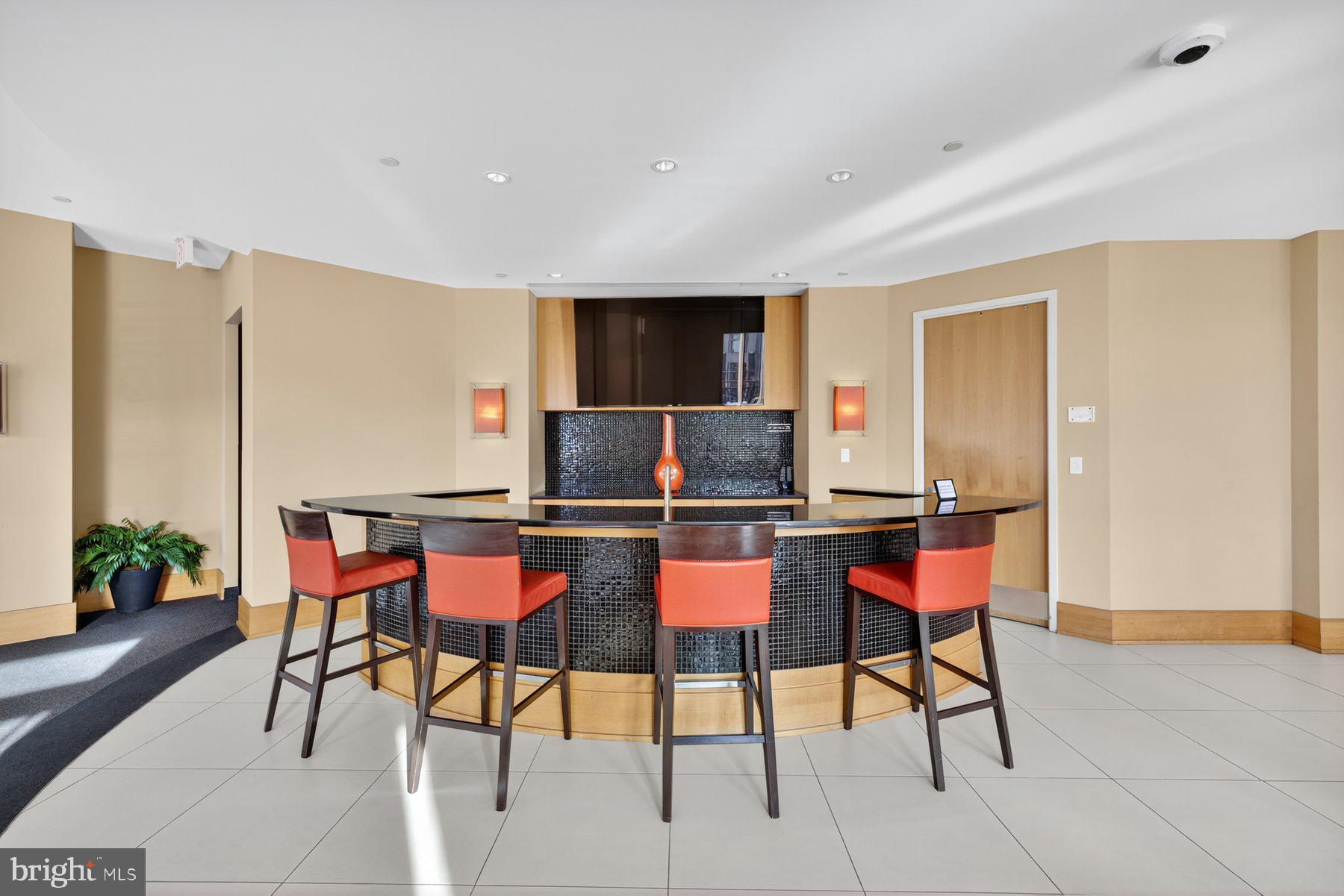 NATIONAL HARBOR - Residential