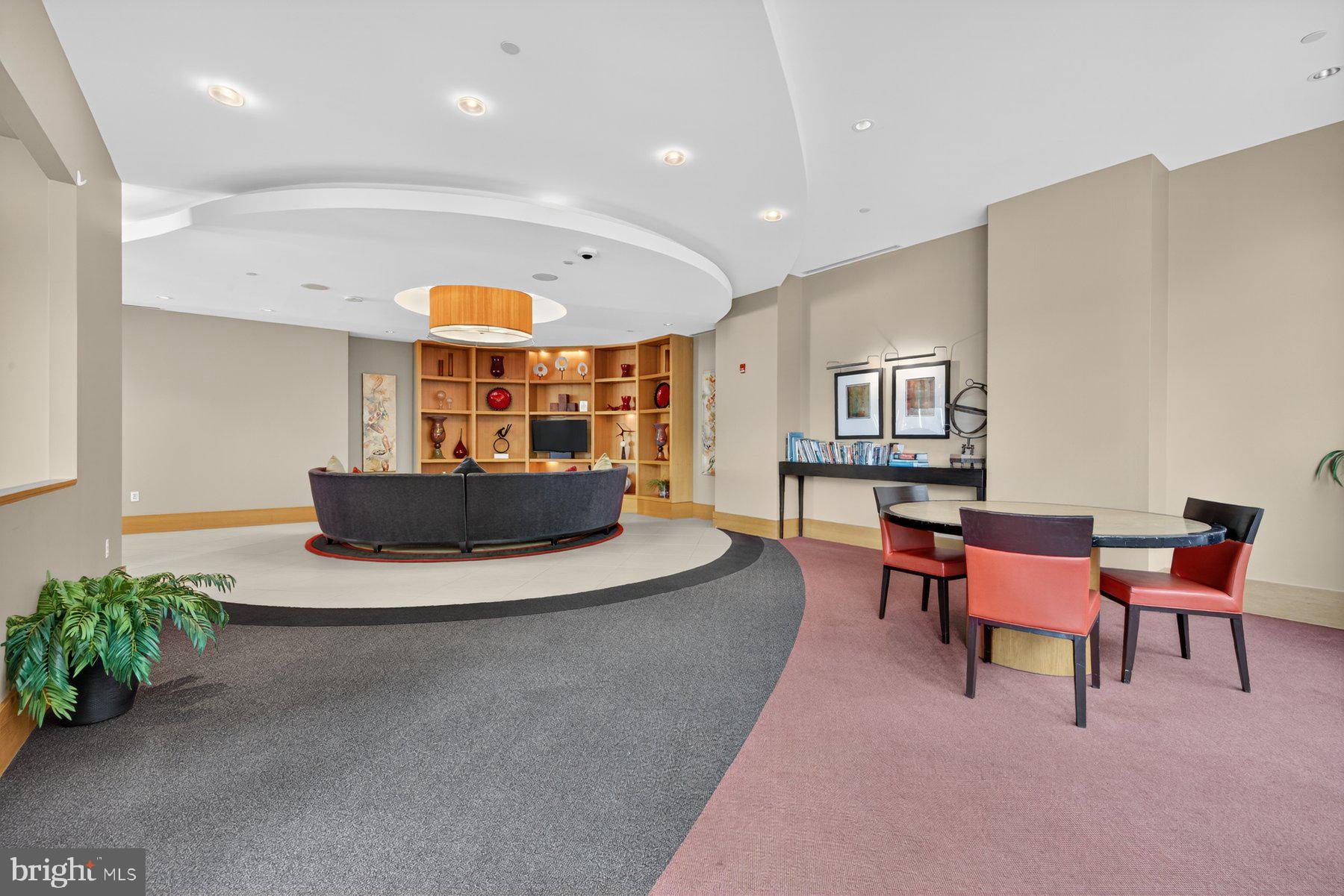 NATIONAL HARBOR - Residential