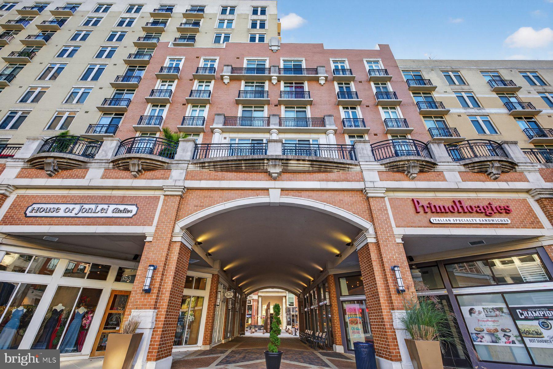 NATIONAL HARBOR - Residential