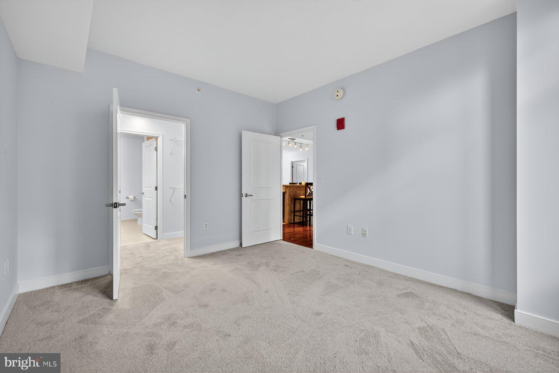 NATIONAL HARBOR - Residential