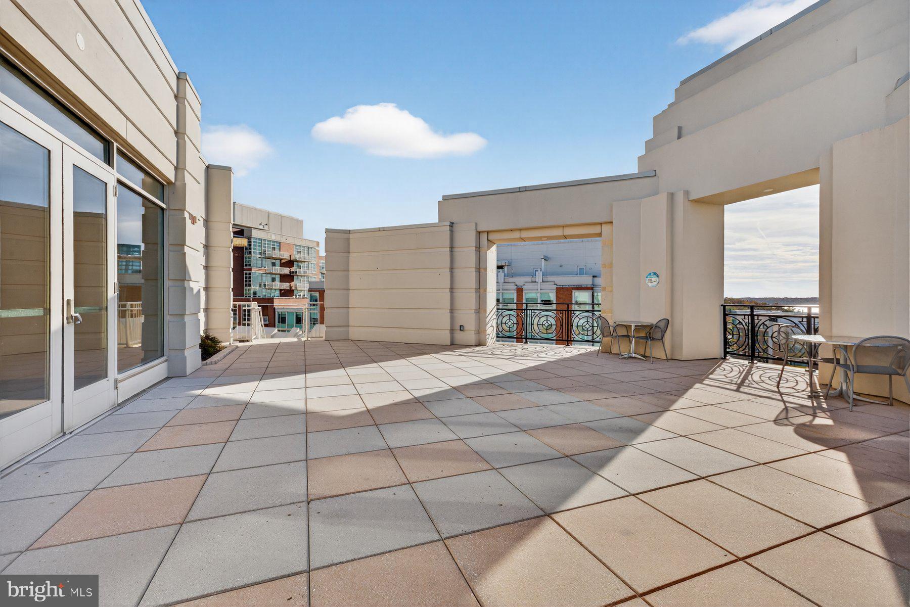 NATIONAL HARBOR - Residential